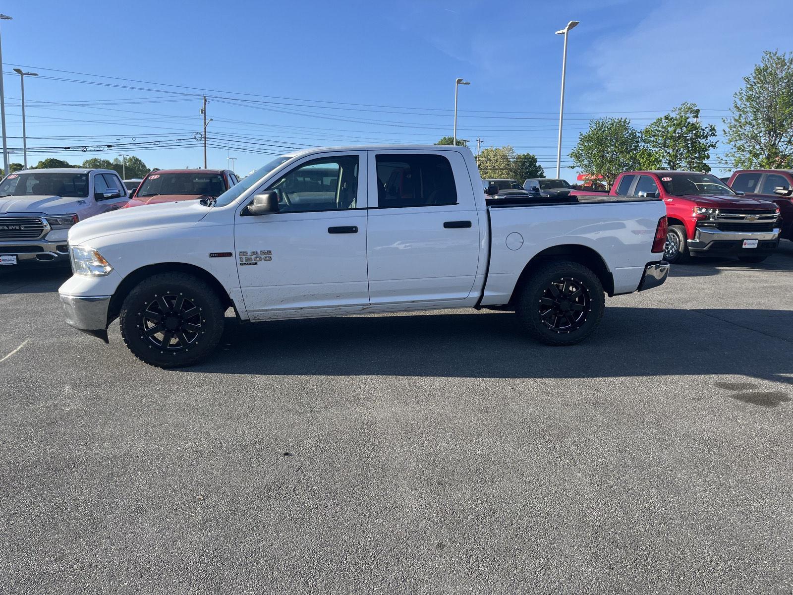 2019 Ram 1500 Classic Tradesman photo 4