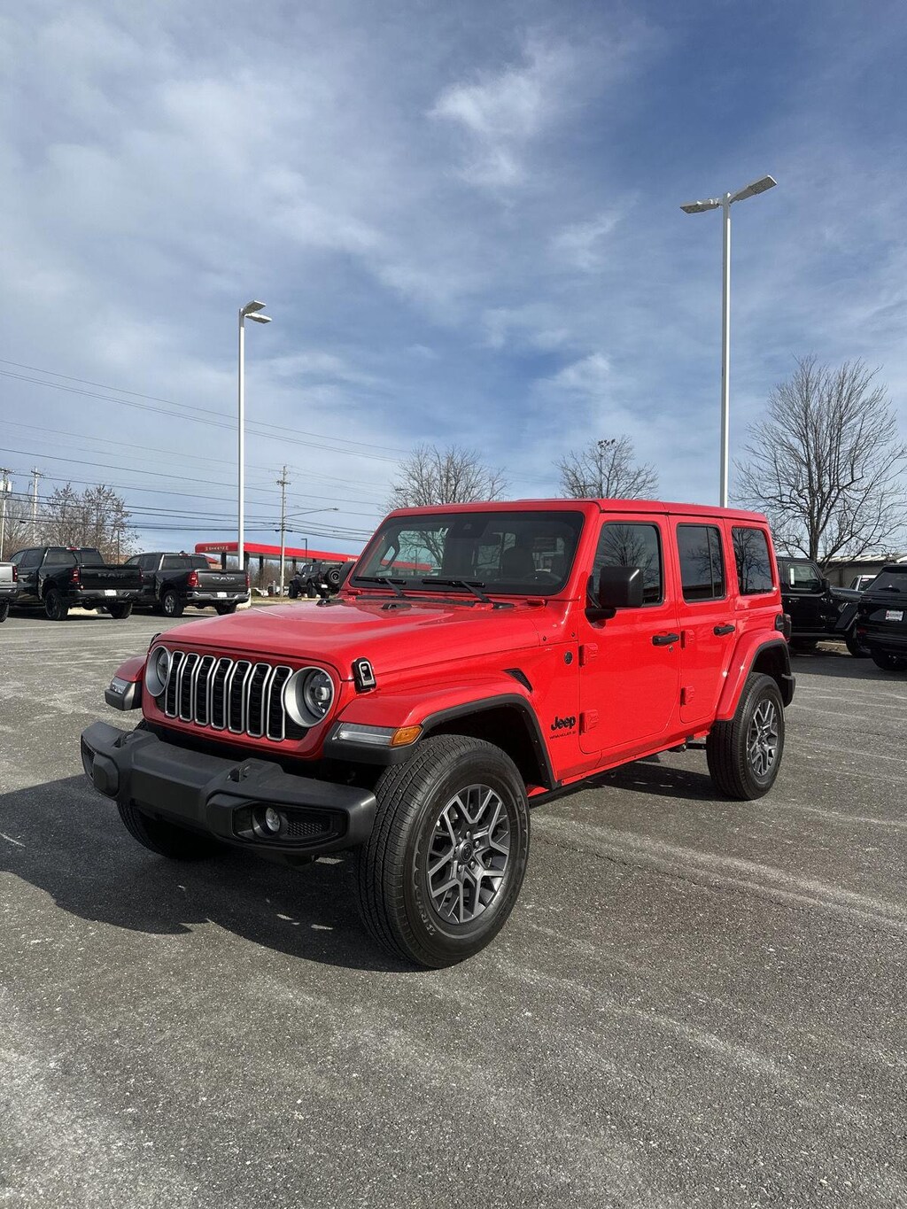 Used 2025 Jeep Wrangler Sahara SUV