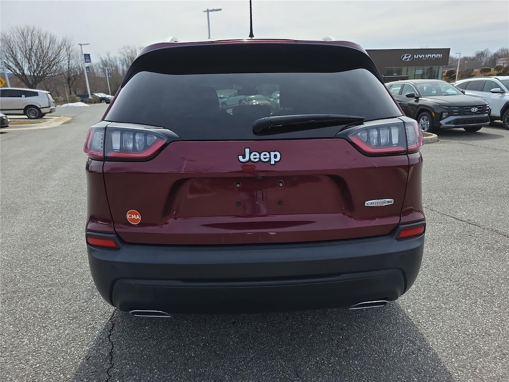Used 2021 Jeep Cherokee Latitude Lux SUV