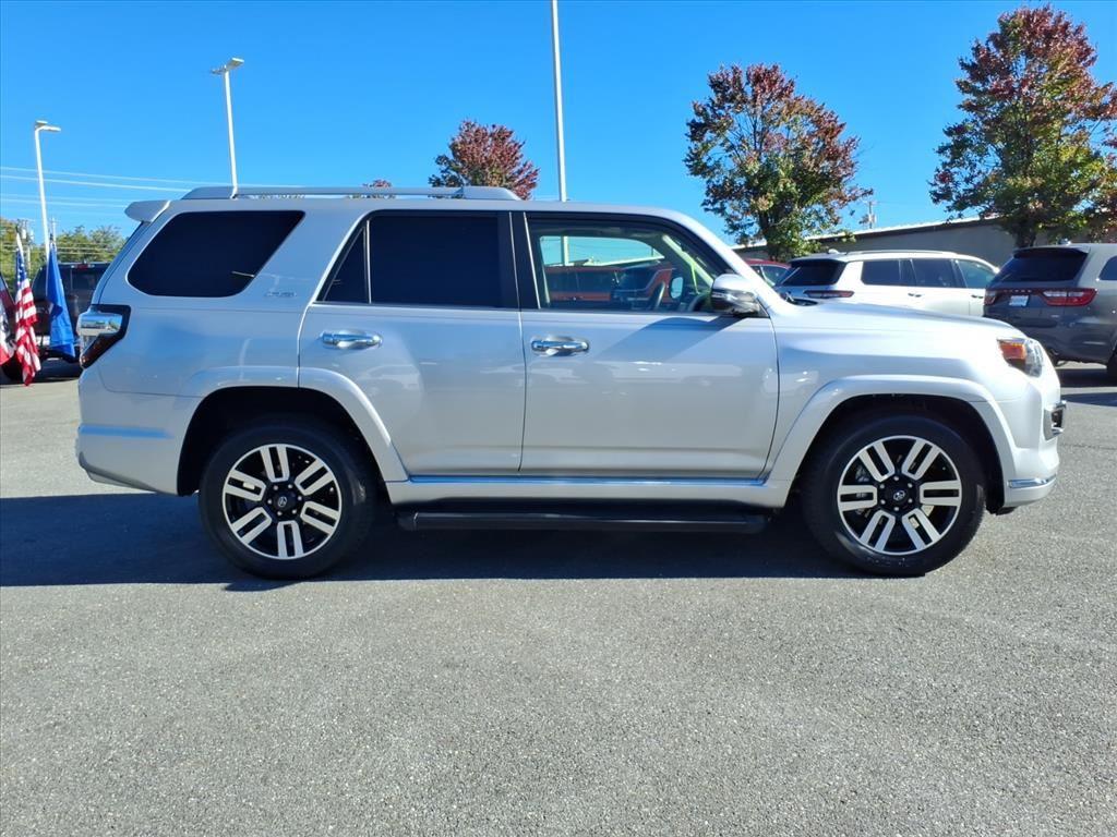 2024 Toyota 4Runner Limited photo 2