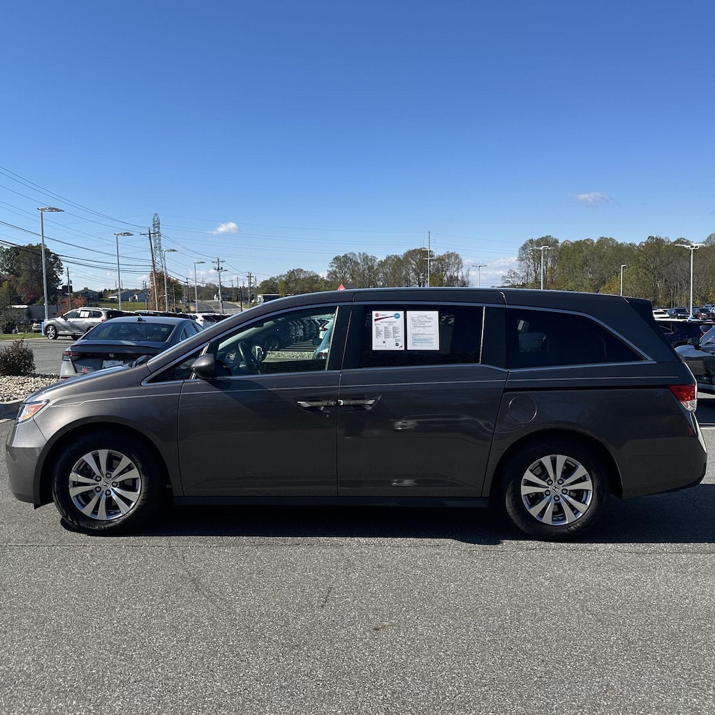 Used 2016 Honda Odyssey EX-L Van