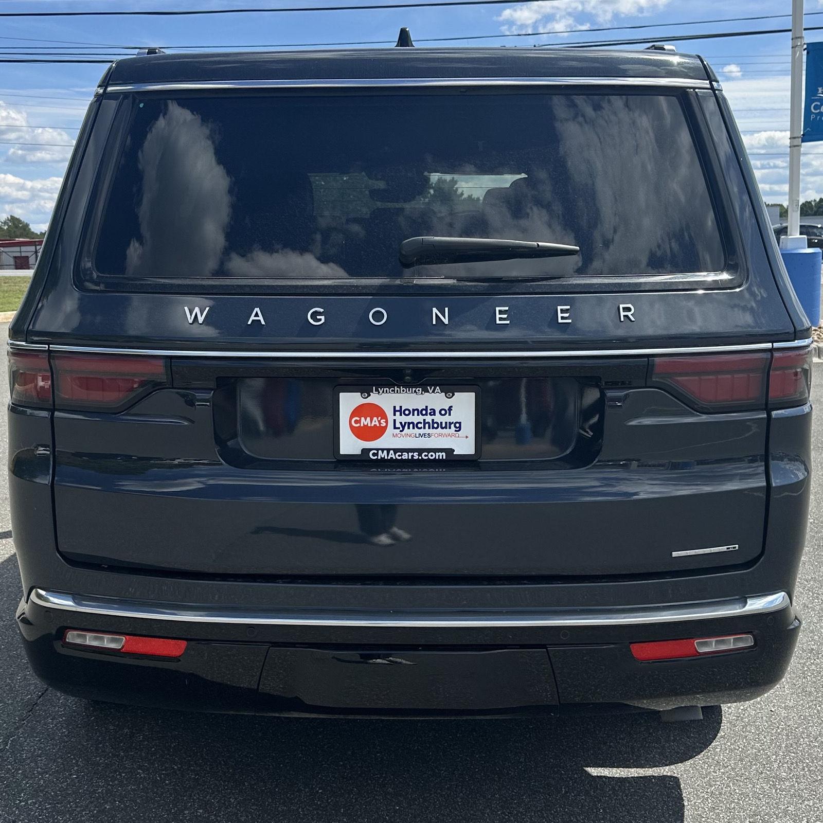 2024 Jeep Wagoneer Series II photo 3