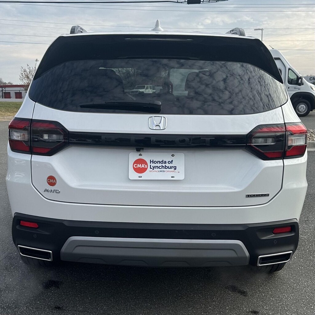 New 2025 Honda Pilot Touring SUV