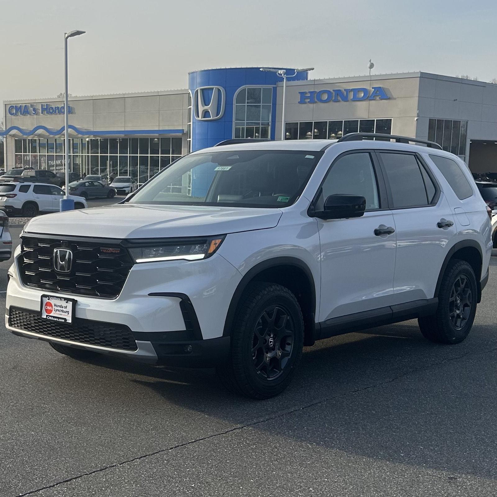 2025 Honda Pilot TrailSport's photo