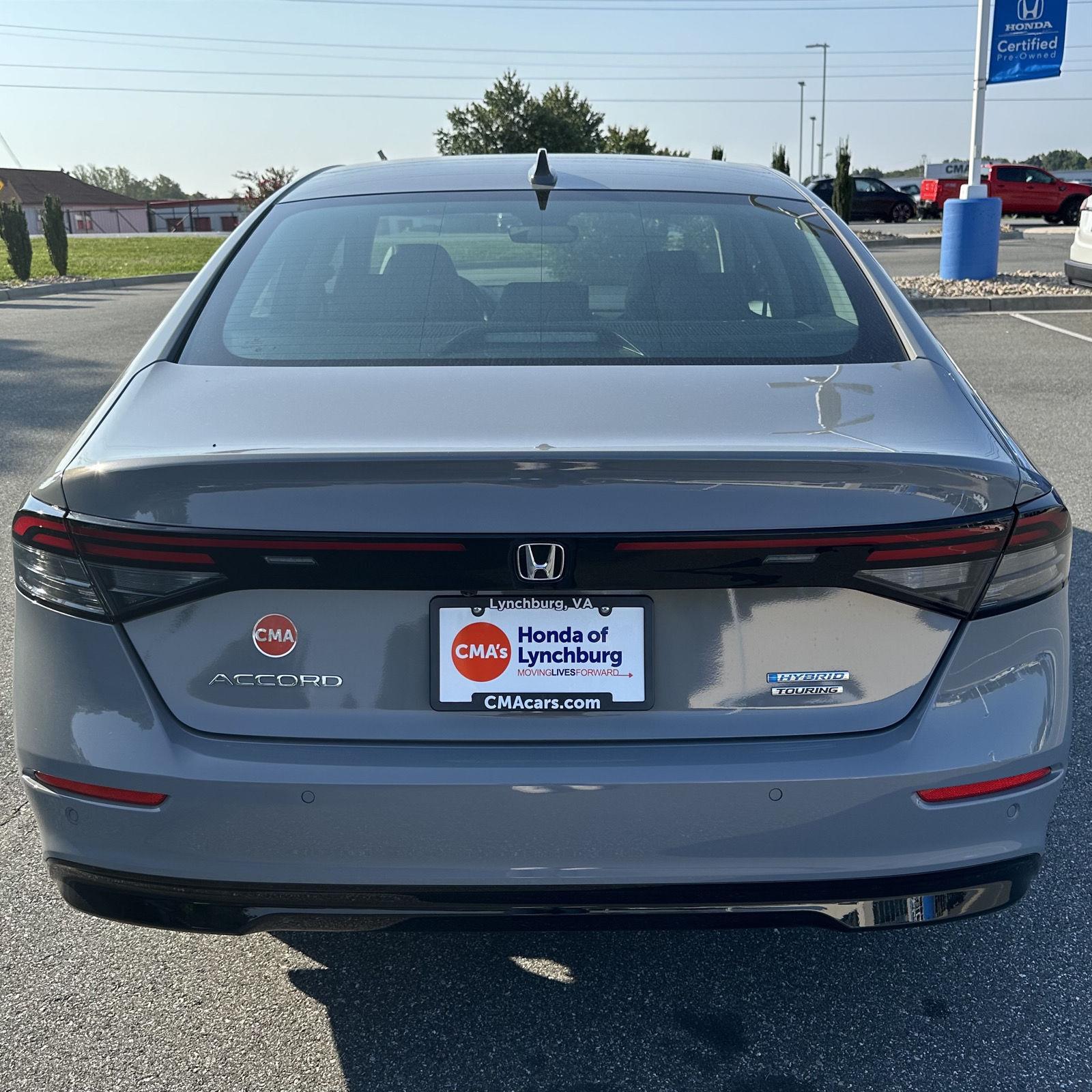2025 Honda Accord Hybrid Touring photo 4