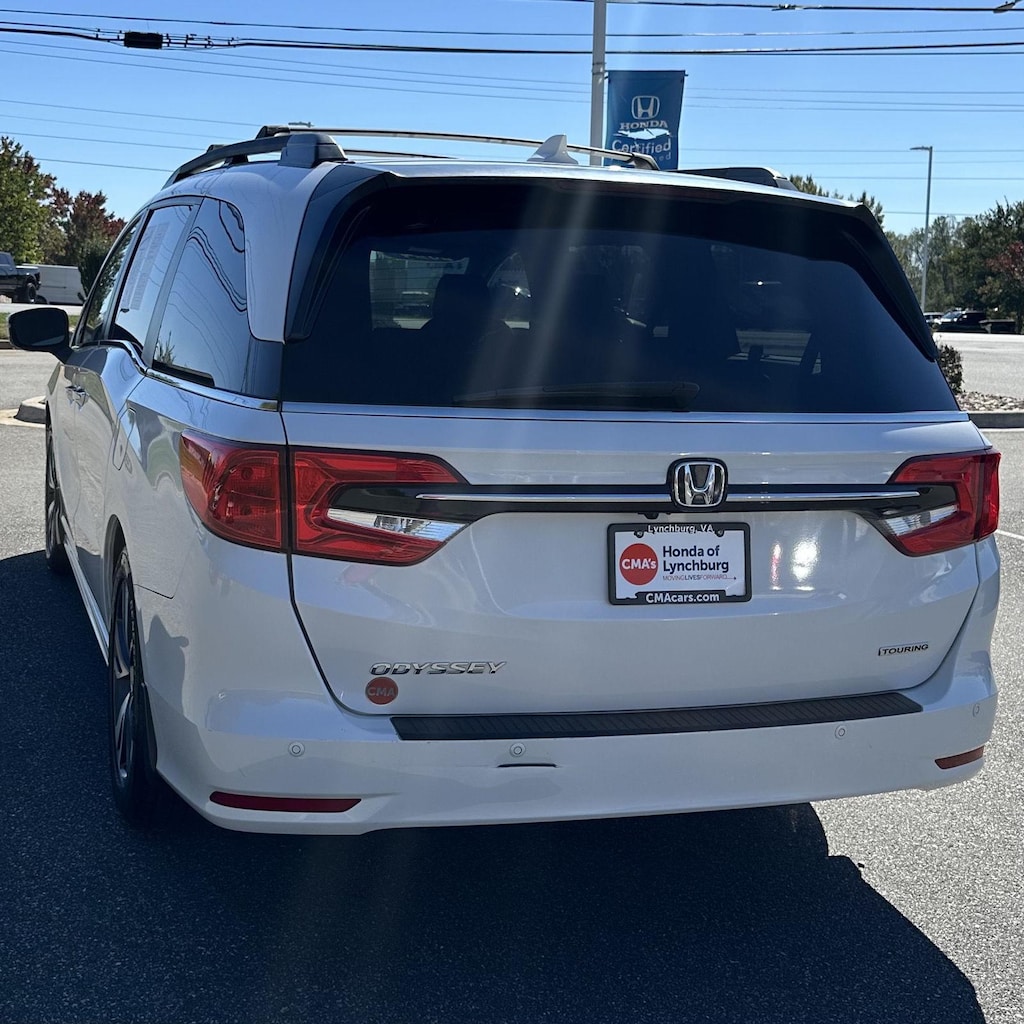 Used 2023 Honda Odyssey Touring Van
