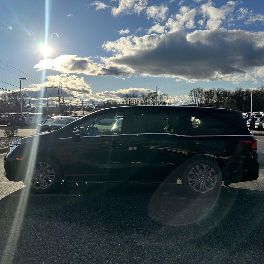New 2026 Honda Odyssey Touring Van