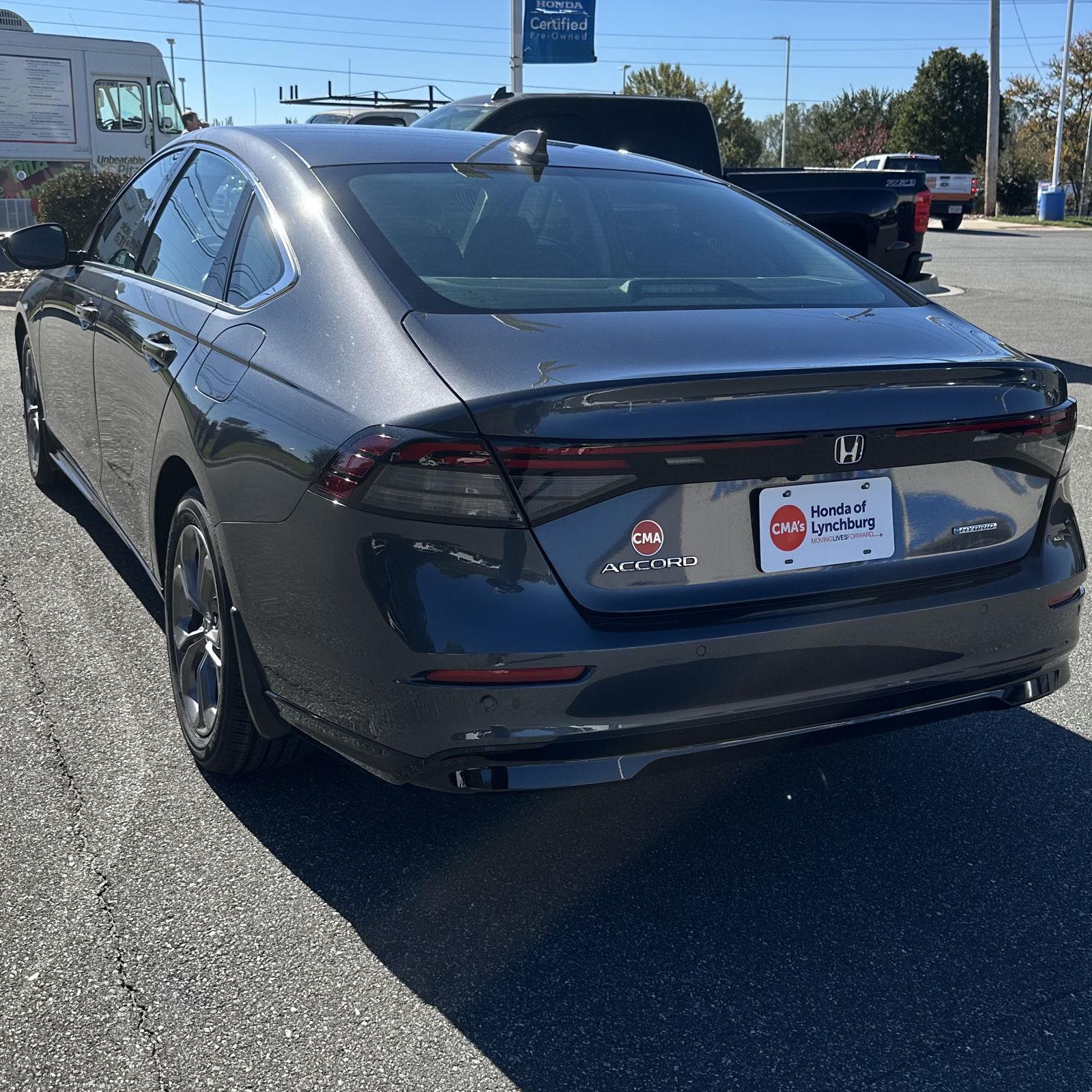 2023 Honda Accord Hybrid EX-L photo 3