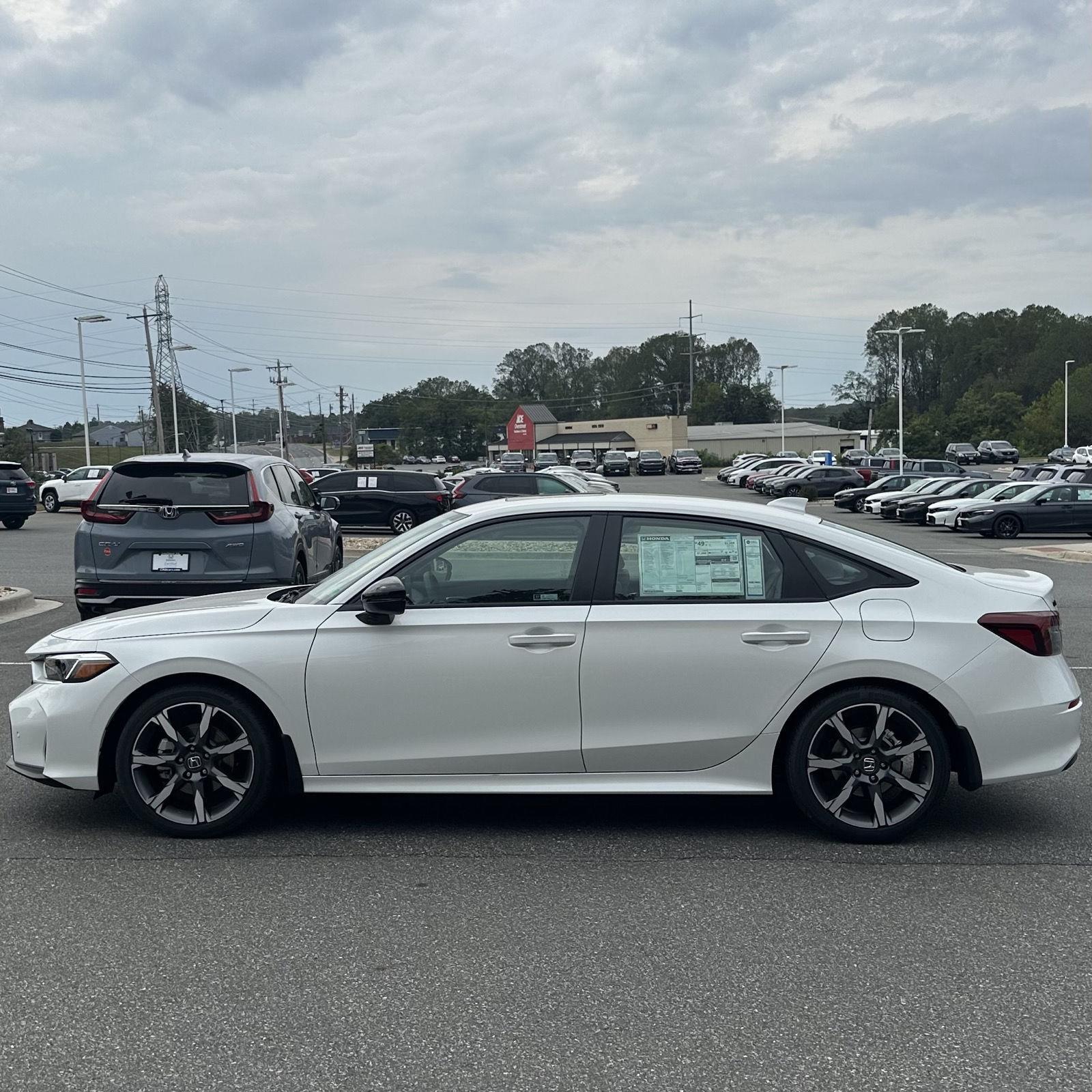 2026 Honda Civic Hybrid Sport Touring photo 2