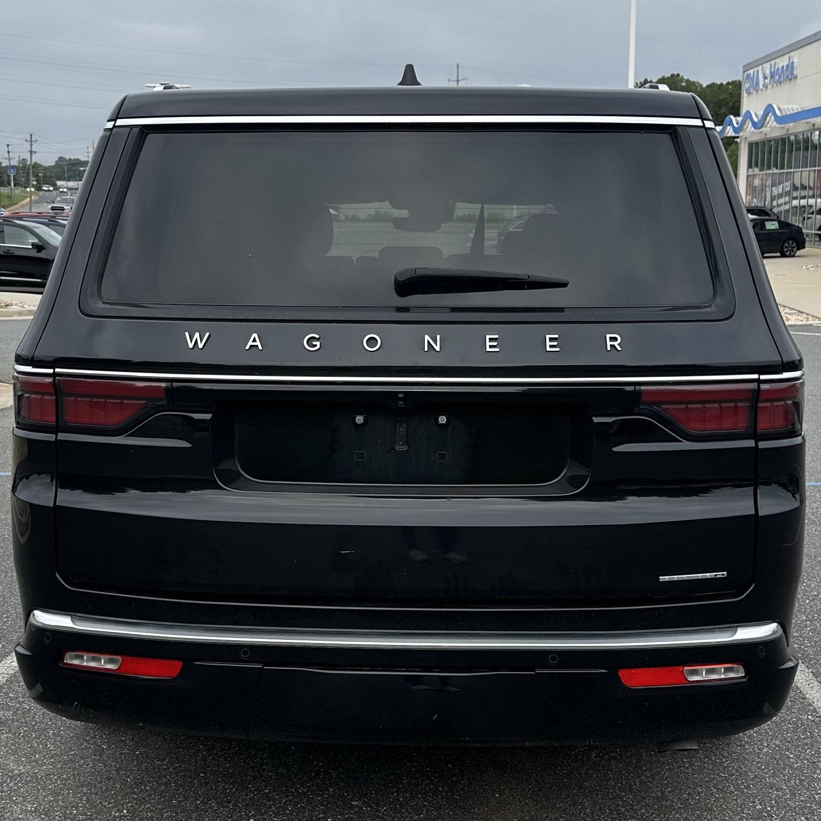 2024 Jeep Wagoneer L Series III photo 4