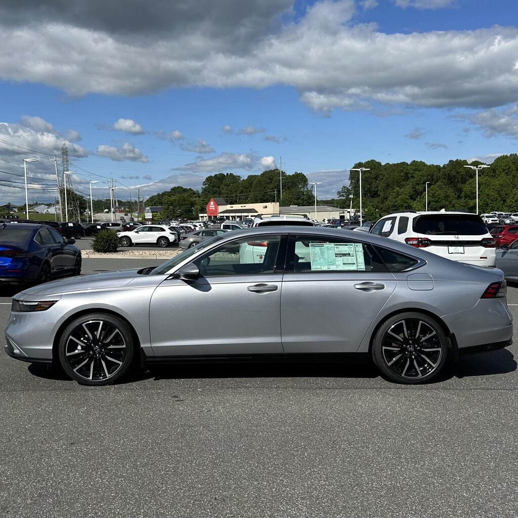 New 2025 Honda Accord Hybrid Touring Sedan