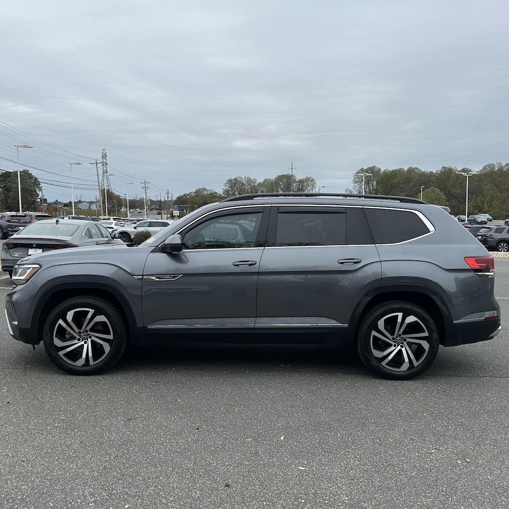 Used 2021 Volkswagen Atlas 3.6L V6 SEL Premium 4MOTION