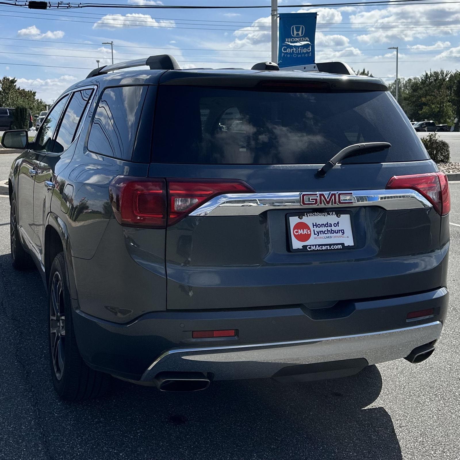 2019 Gmc Acadia Denali photo 2
