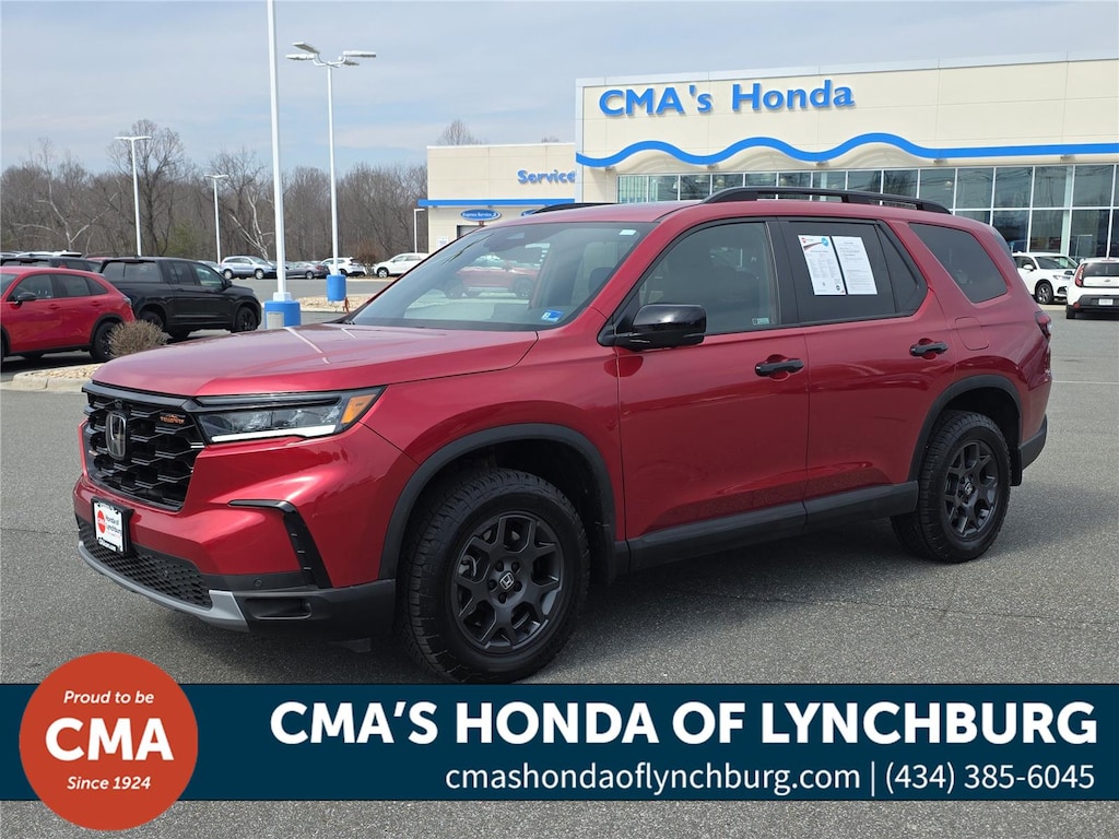 Used 2025 Honda Pilot TrailSport SUV