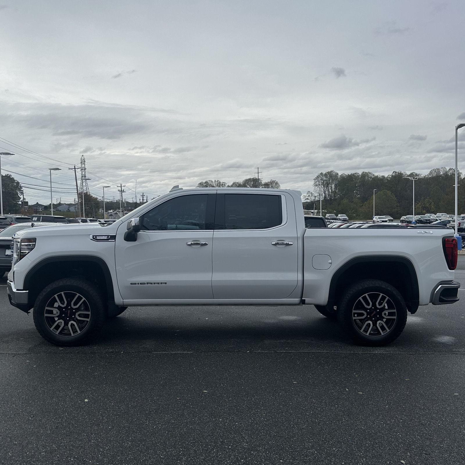 2023 Gmc Sierra 1500 SLT photo 2