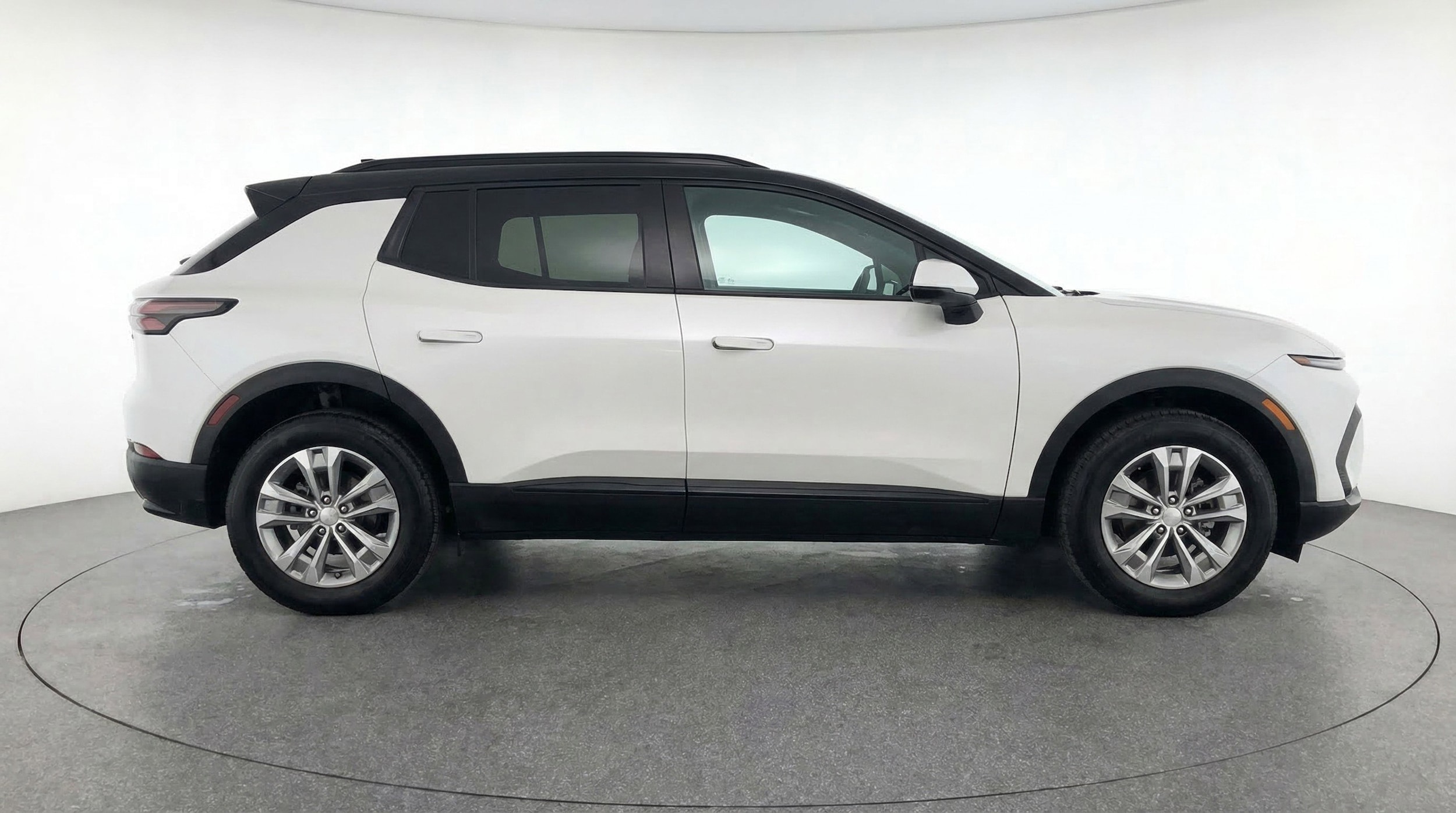 Thumbnail: 2025 Chevrolet Equinox - 11