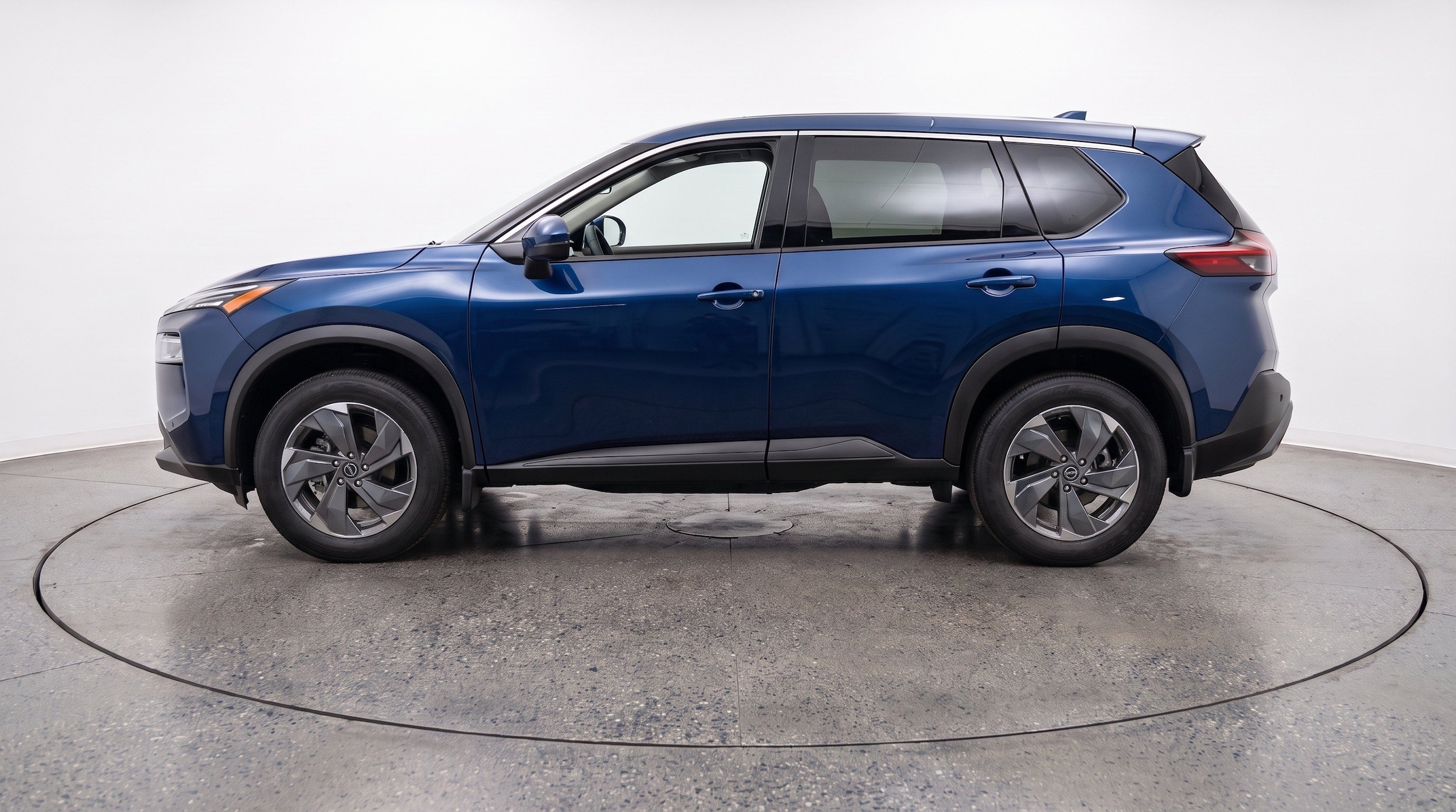 Thumbnail: 2025 Nissan Rogue - 5
