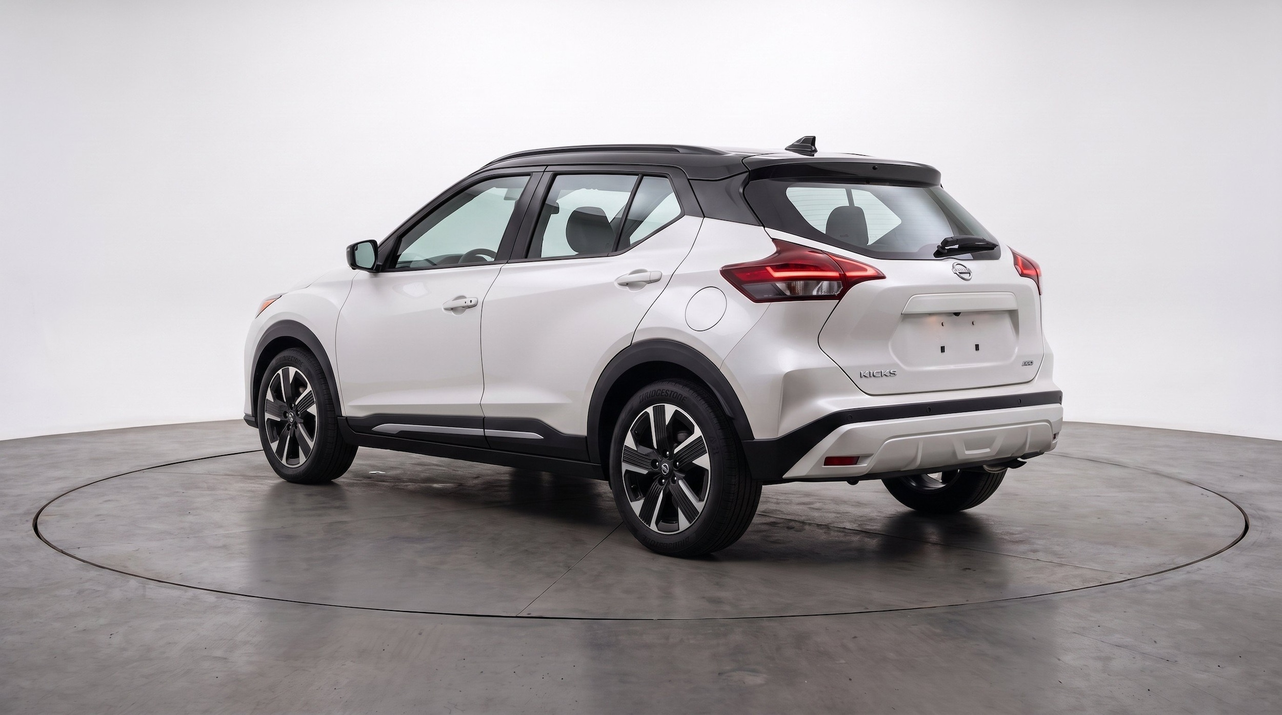 Thumbnail: 2026 Nissan Kicks - 6