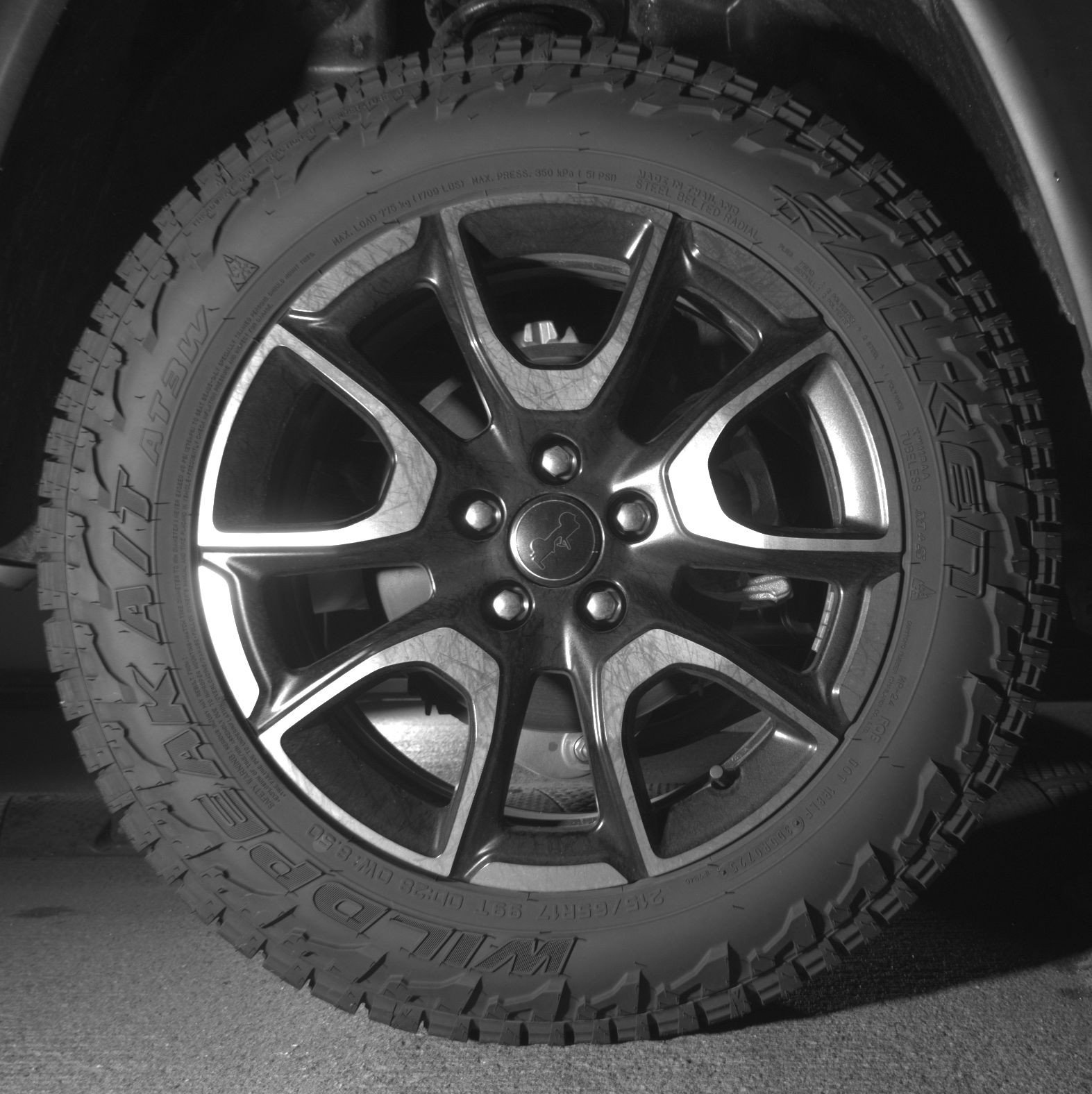 Thumbnail: 2025 Jeep Compass - 15