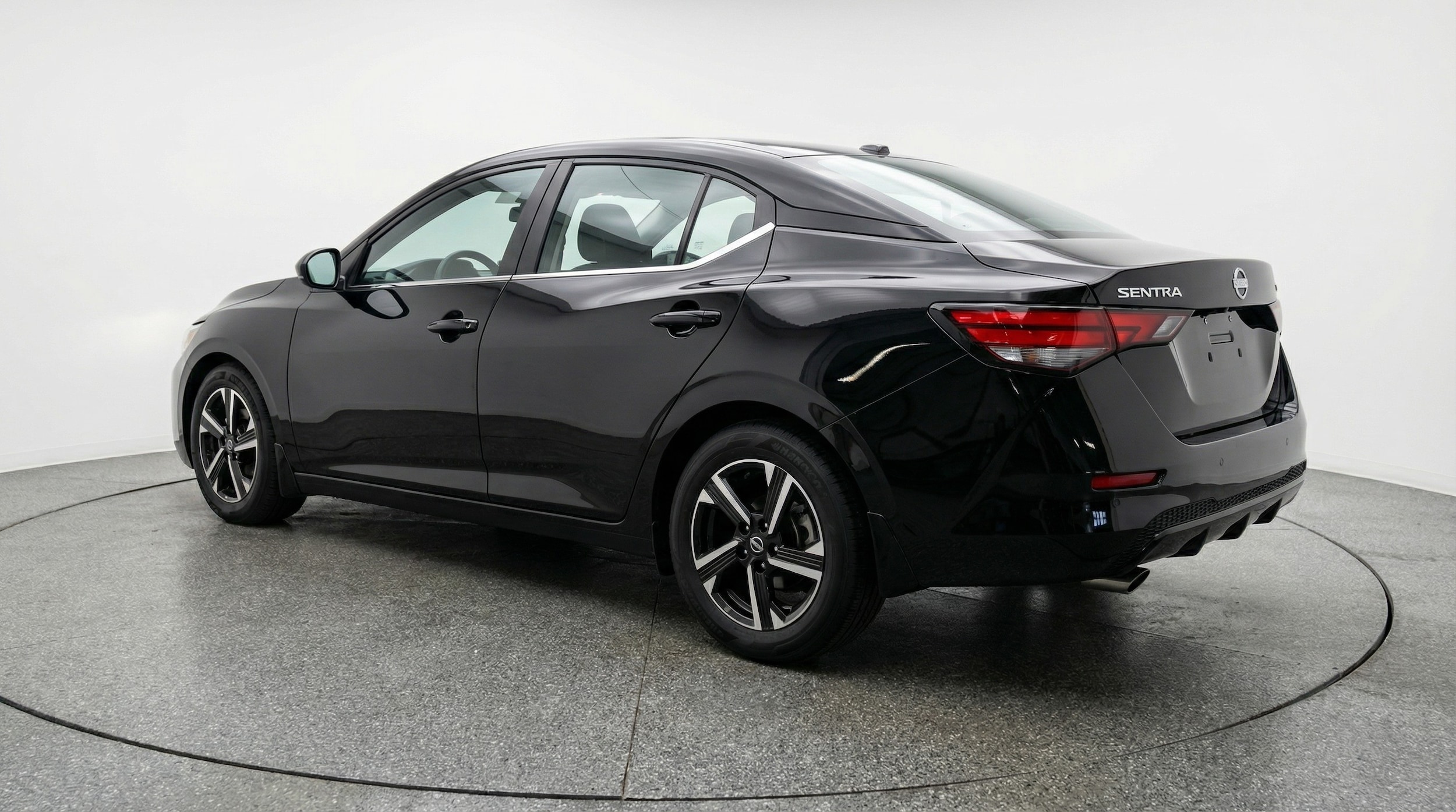 Thumbnail: 2025 Nissan Sentra - 5