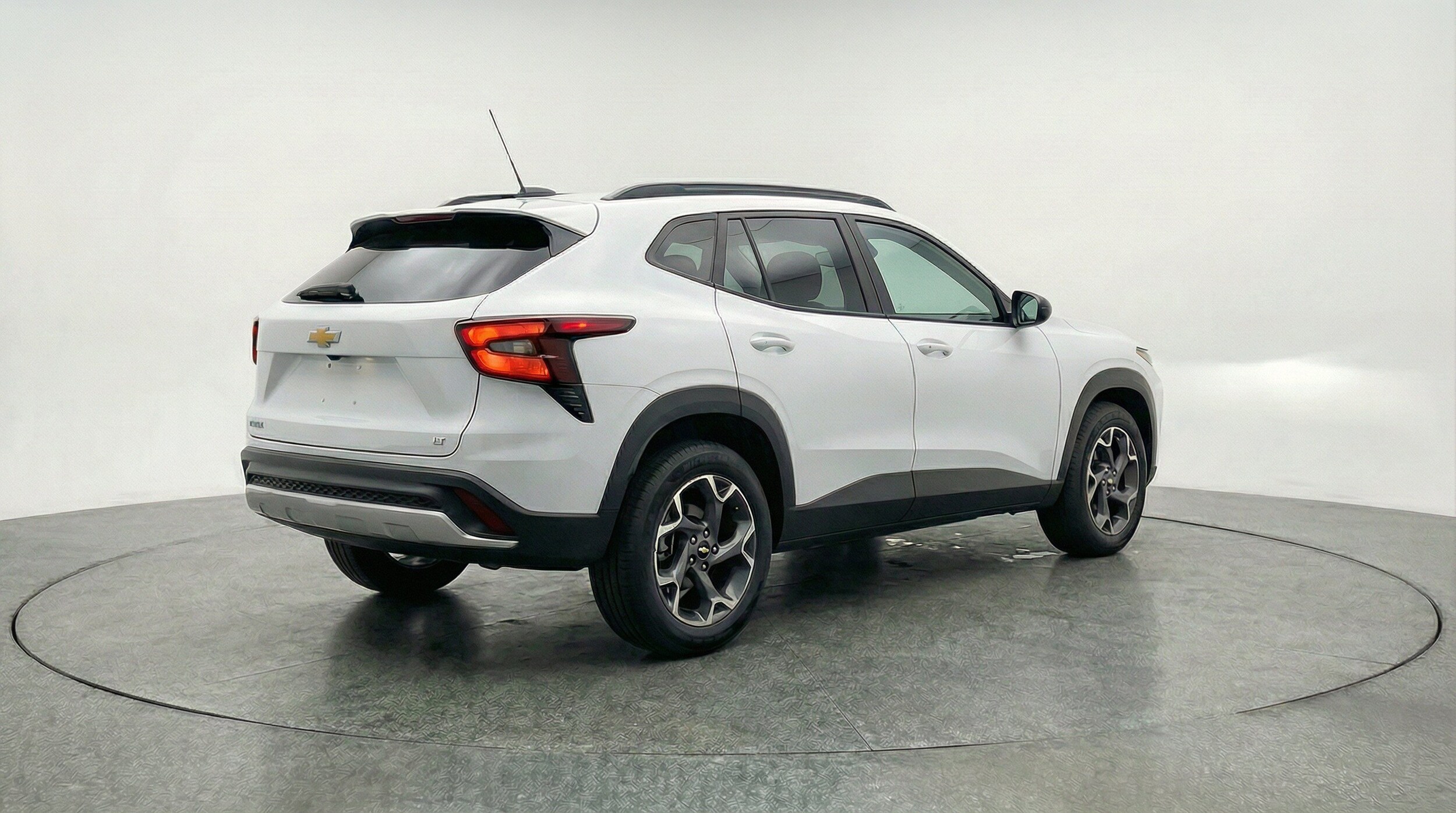 Thumbnail: 2025 Chevrolet Trax - 9