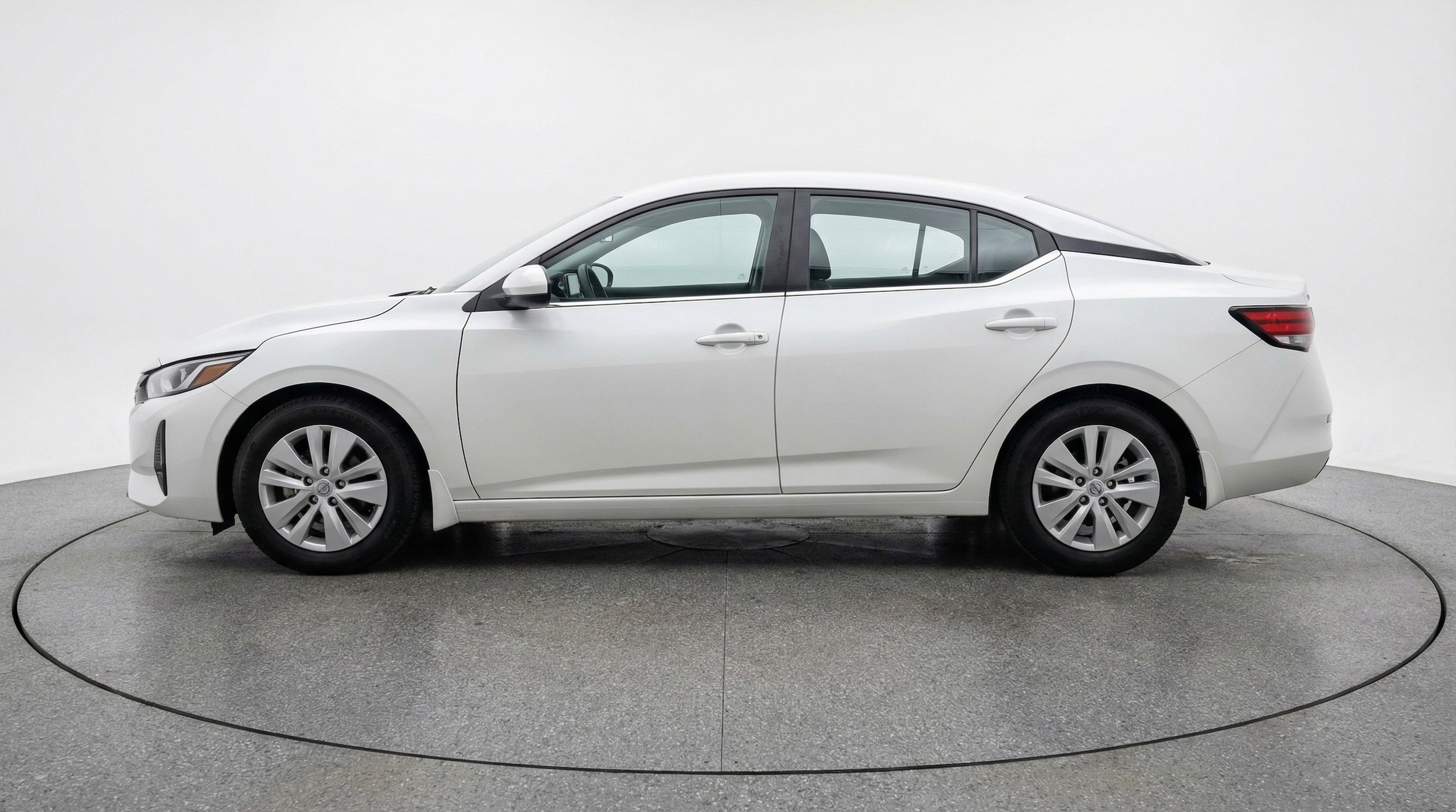 Thumbnail: 2025 Nissan Sentra - 5