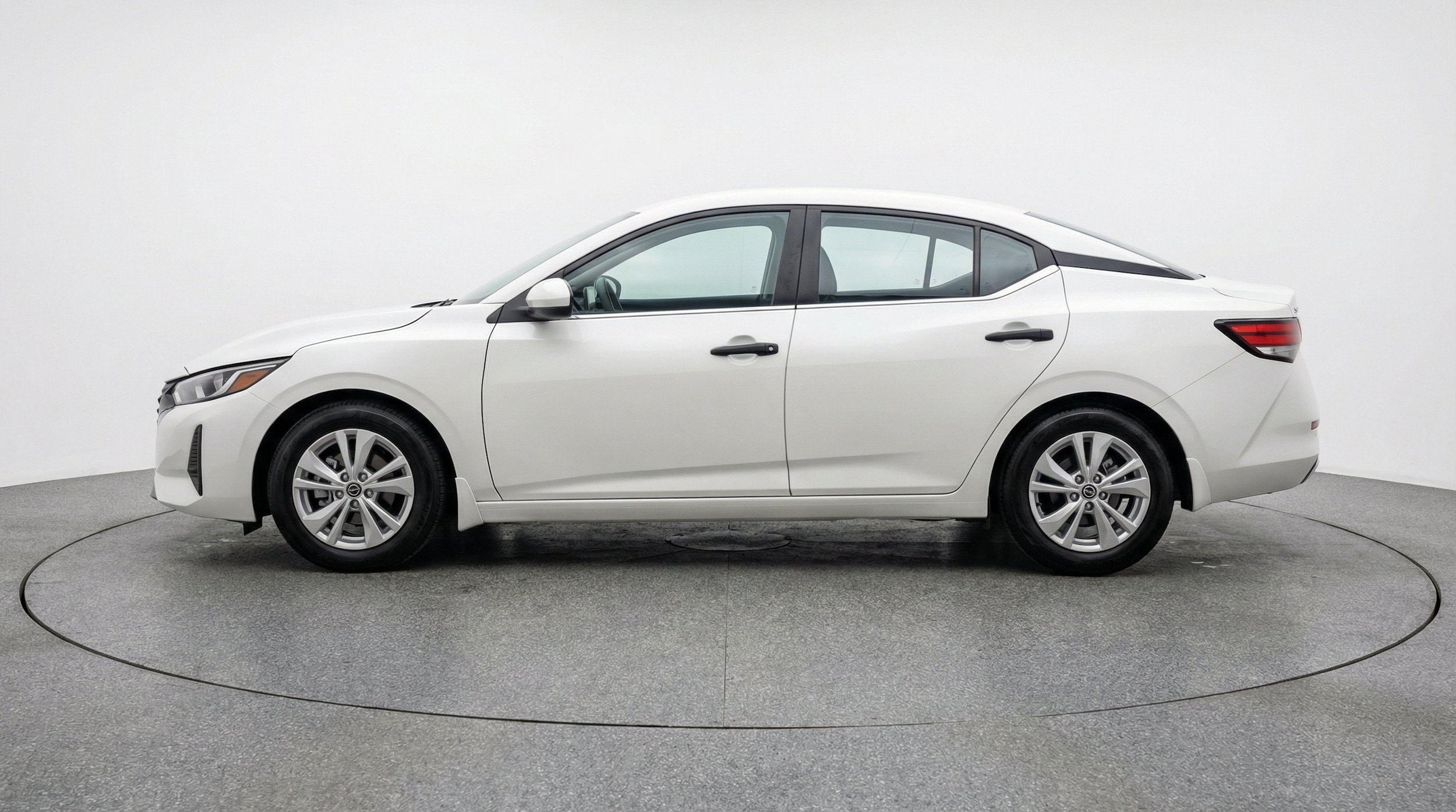 Thumbnail: 2025 Nissan Sentra - 5