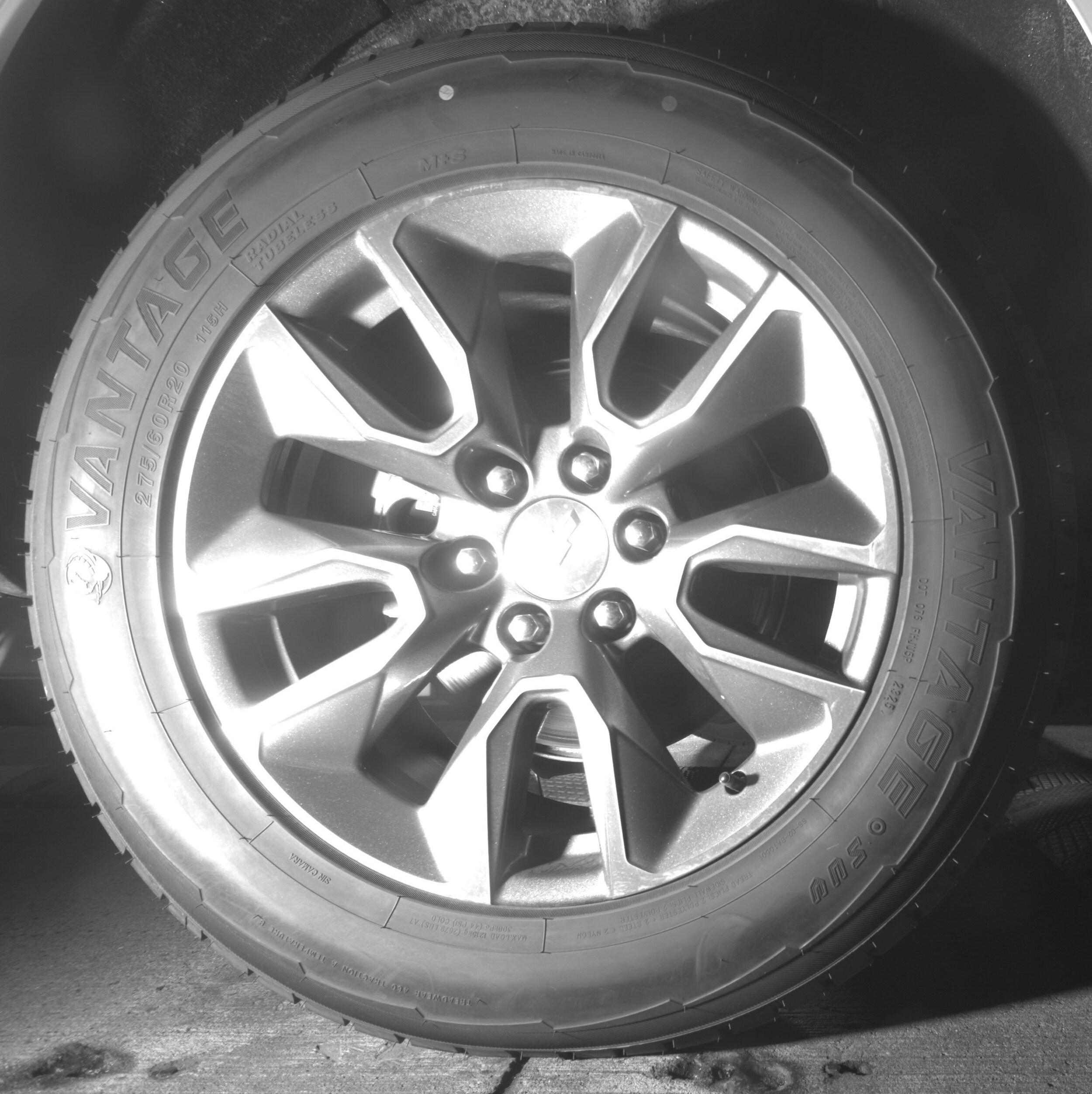 Thumbnail: 2024 Chevrolet Tahoe - 15