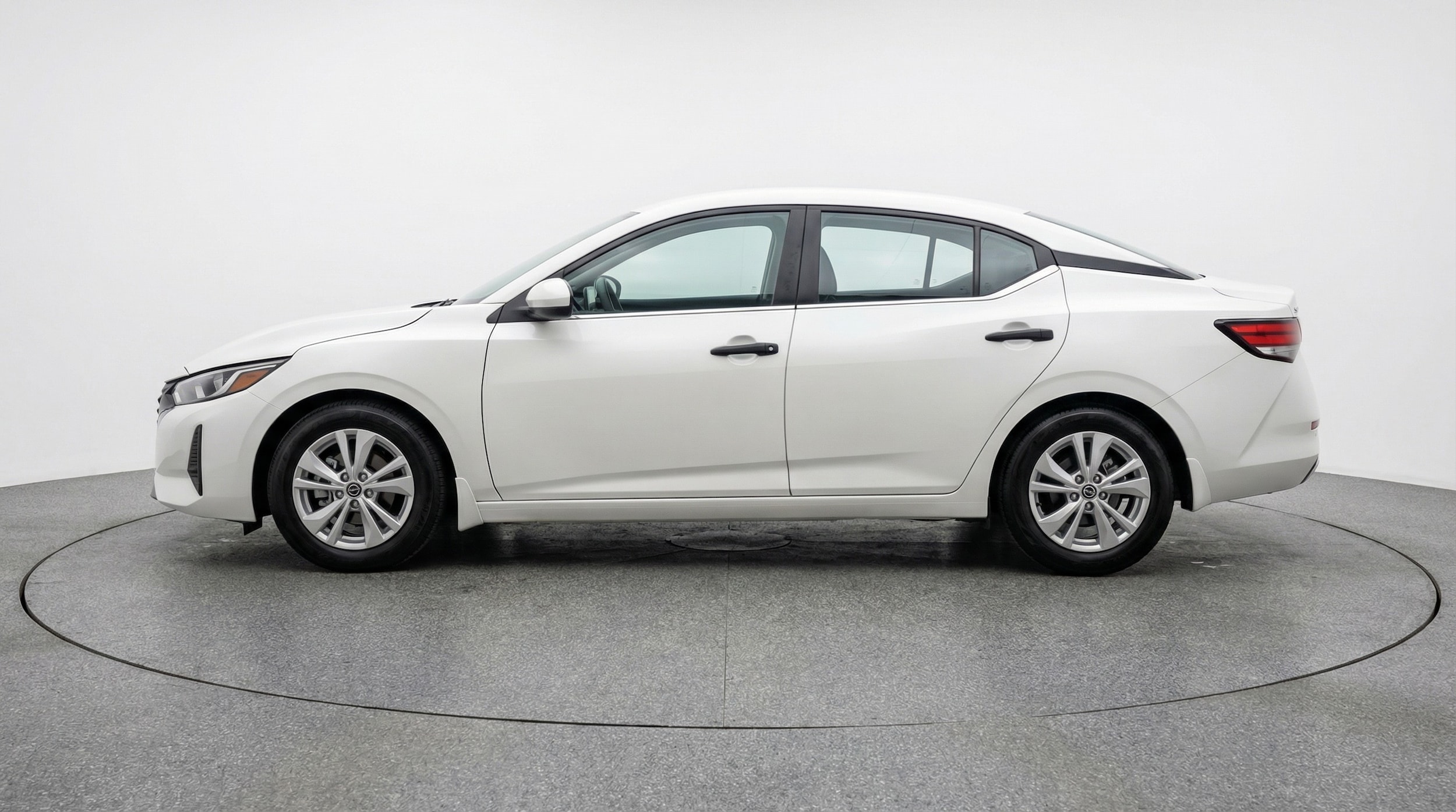 Thumbnail: 2025 Nissan Sentra - 4