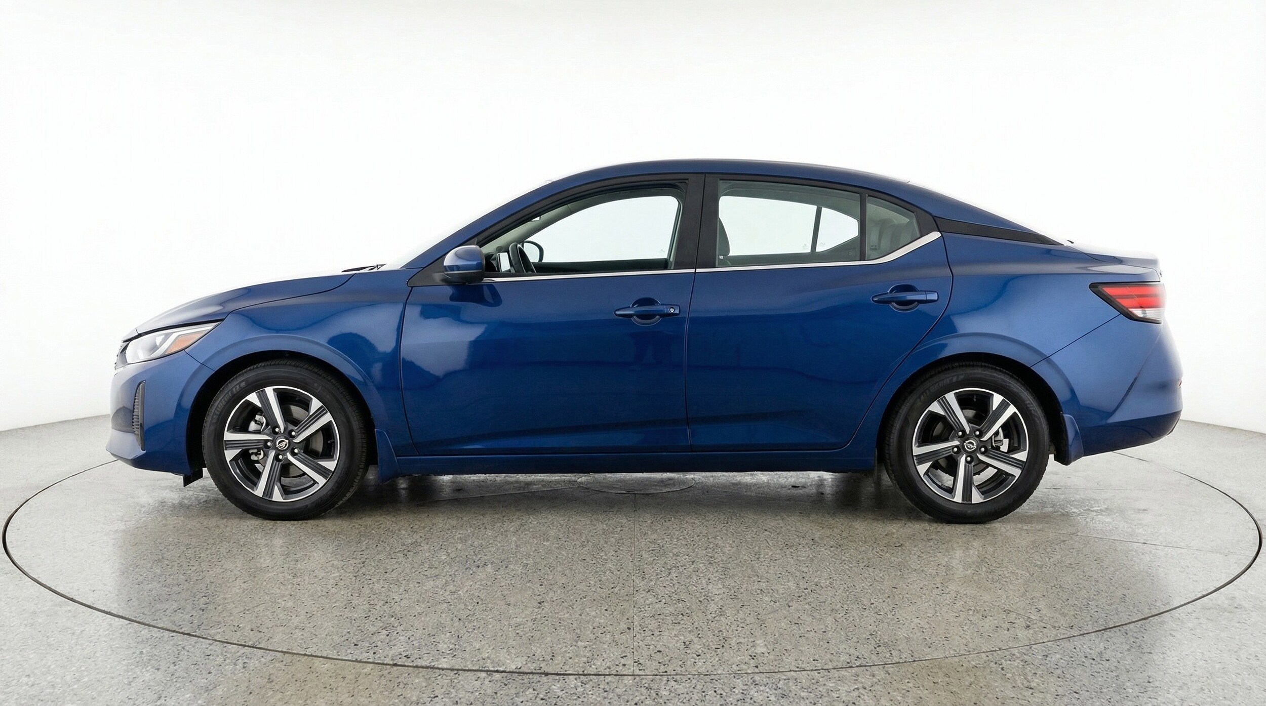 Thumbnail: 2025 Nissan Sentra - 5