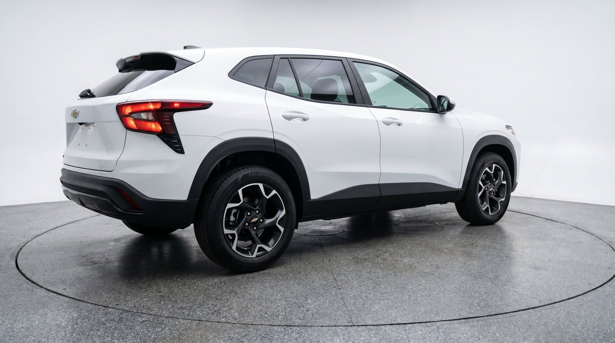 Thumbnail: 2025 Chevrolet Trax - 9