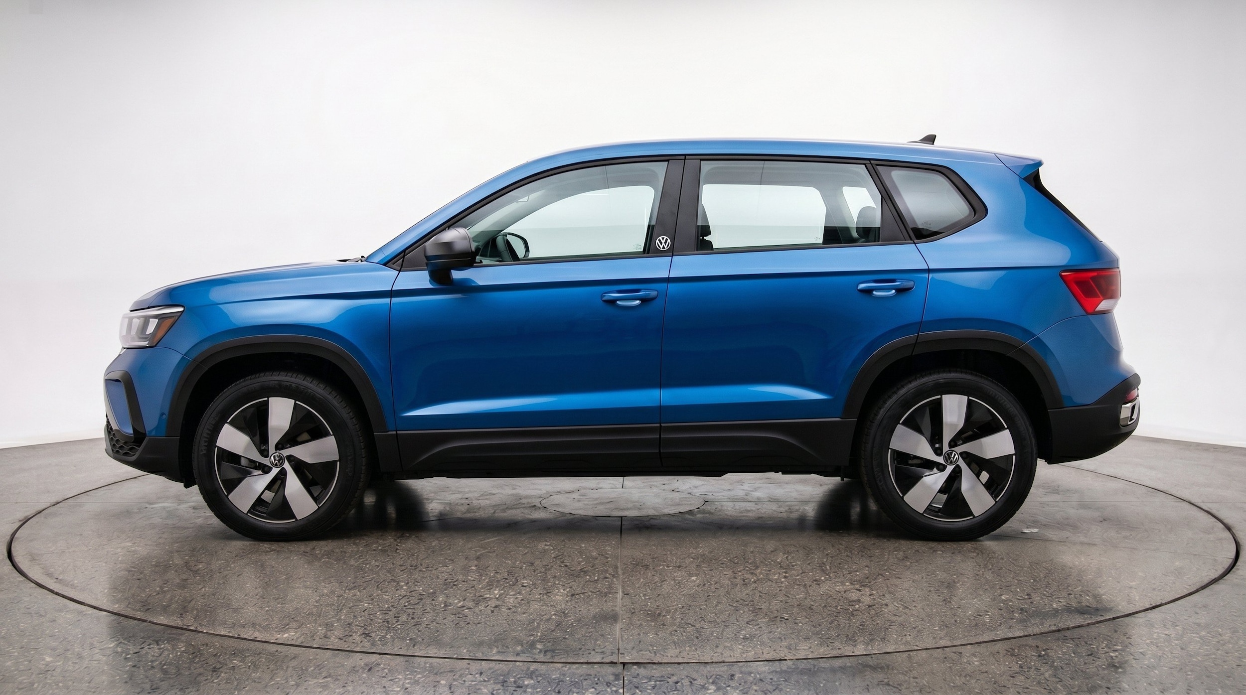 Thumbnail: 2026 Volkswagen Taos - 5