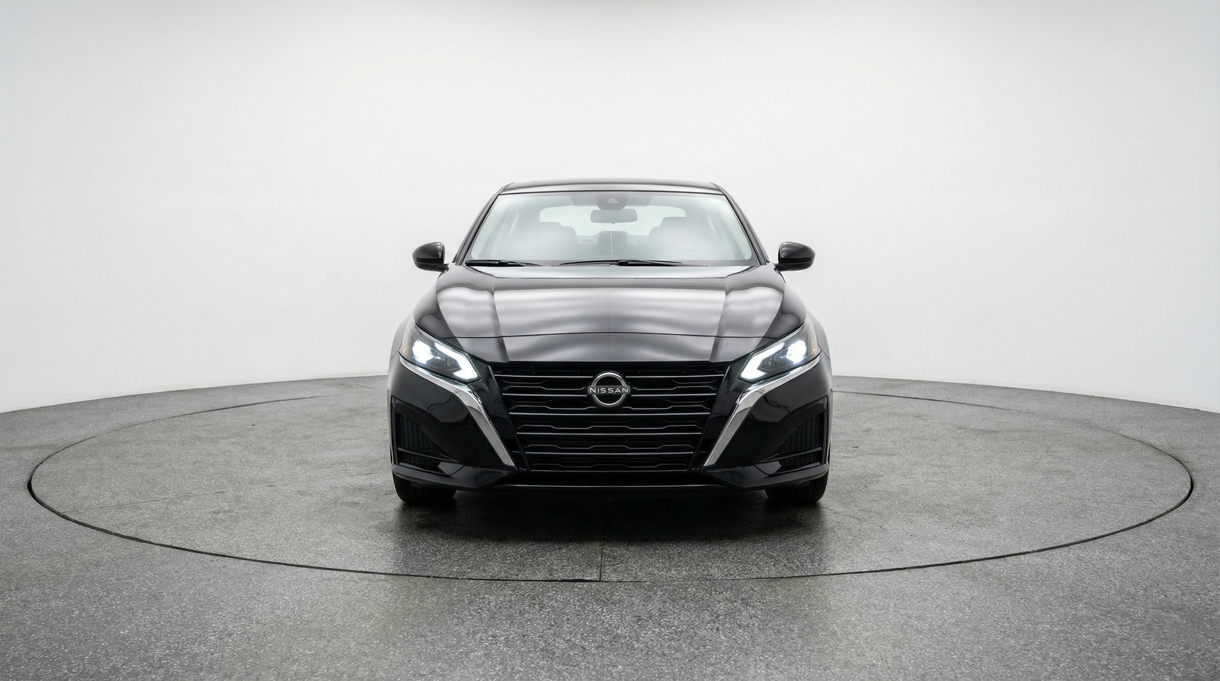 Thumbnail: 2025 Nissan Altima - 2