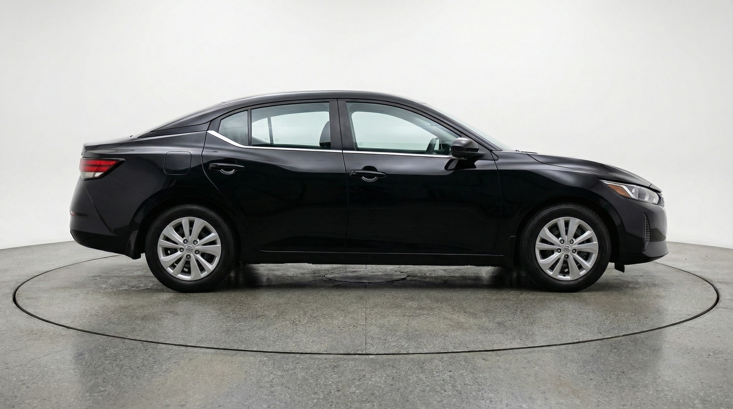 Thumbnail: 2025 Nissan Sentra - 8