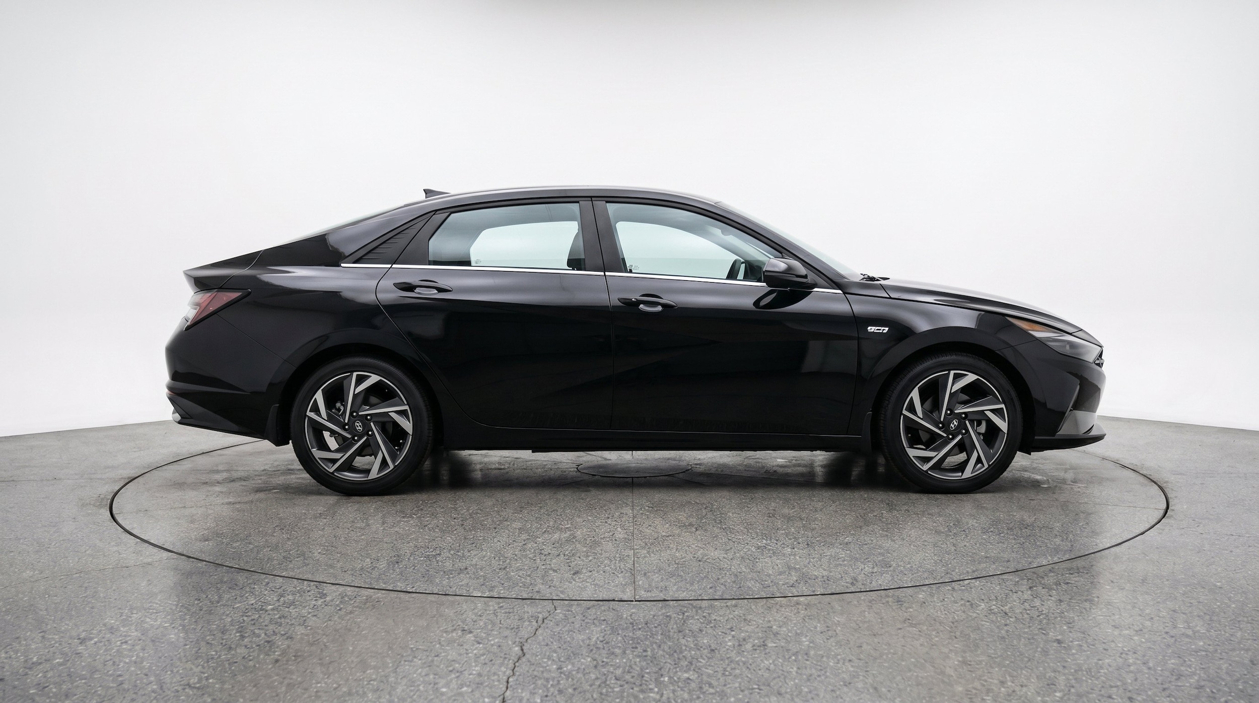 Thumbnail: 2025 Hyundai Elantra - 11