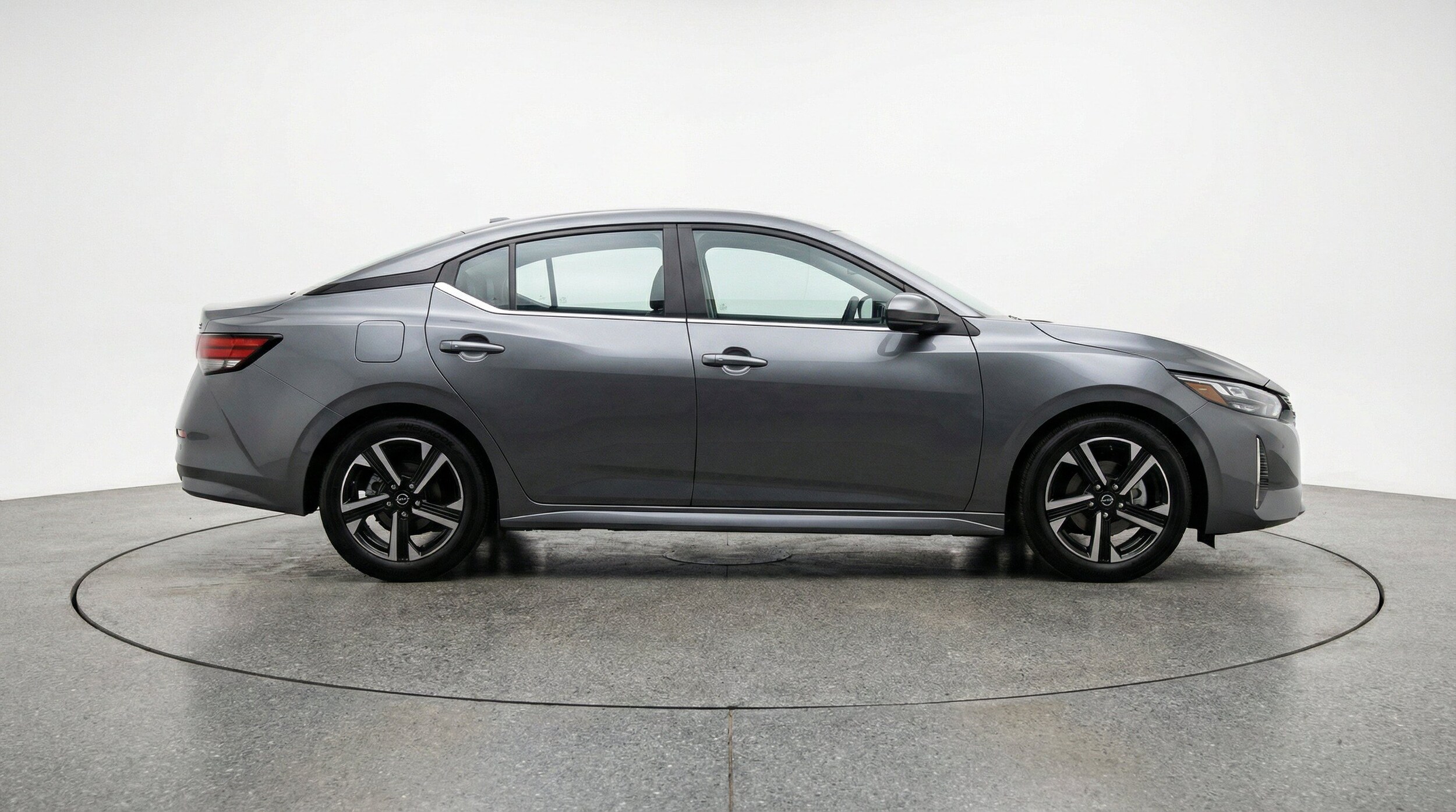 Thumbnail: 2025 Nissan Sentra - 11