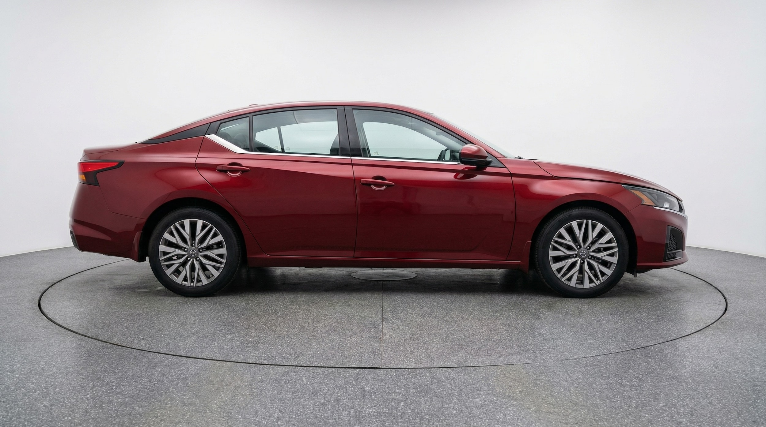 Thumbnail: 2025 Nissan Altima - 8