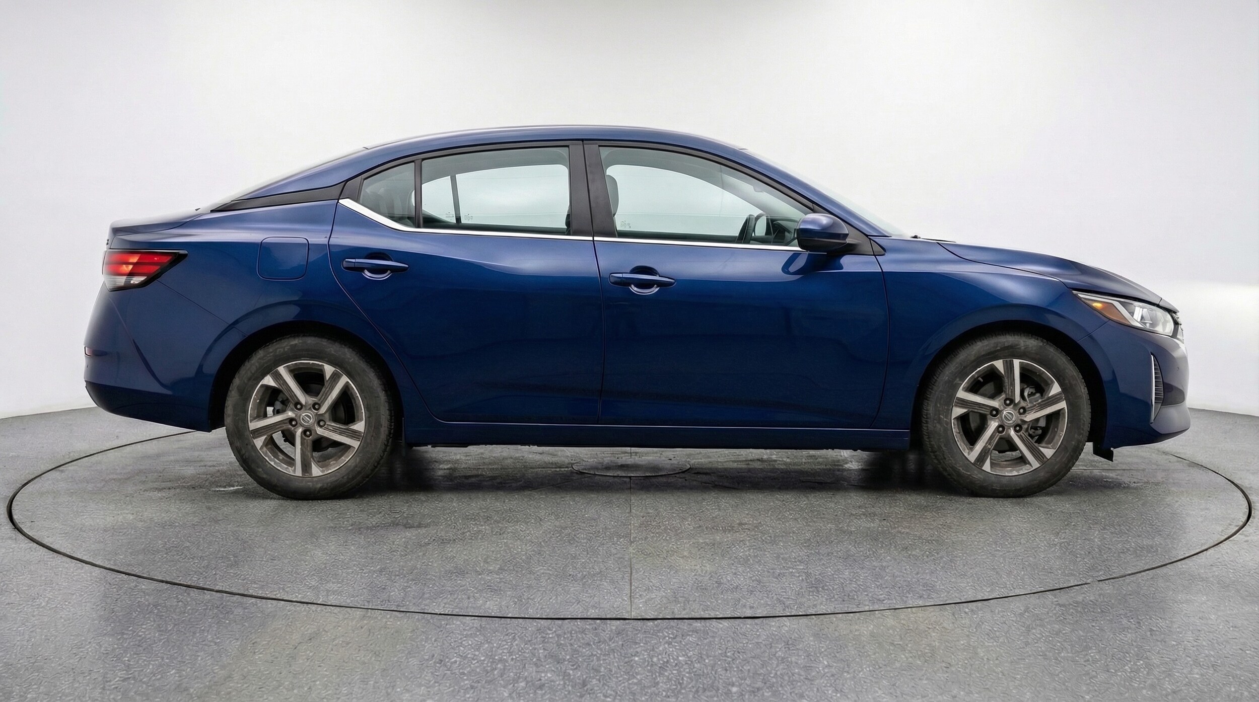 Thumbnail: 2025 Nissan Sentra - 8