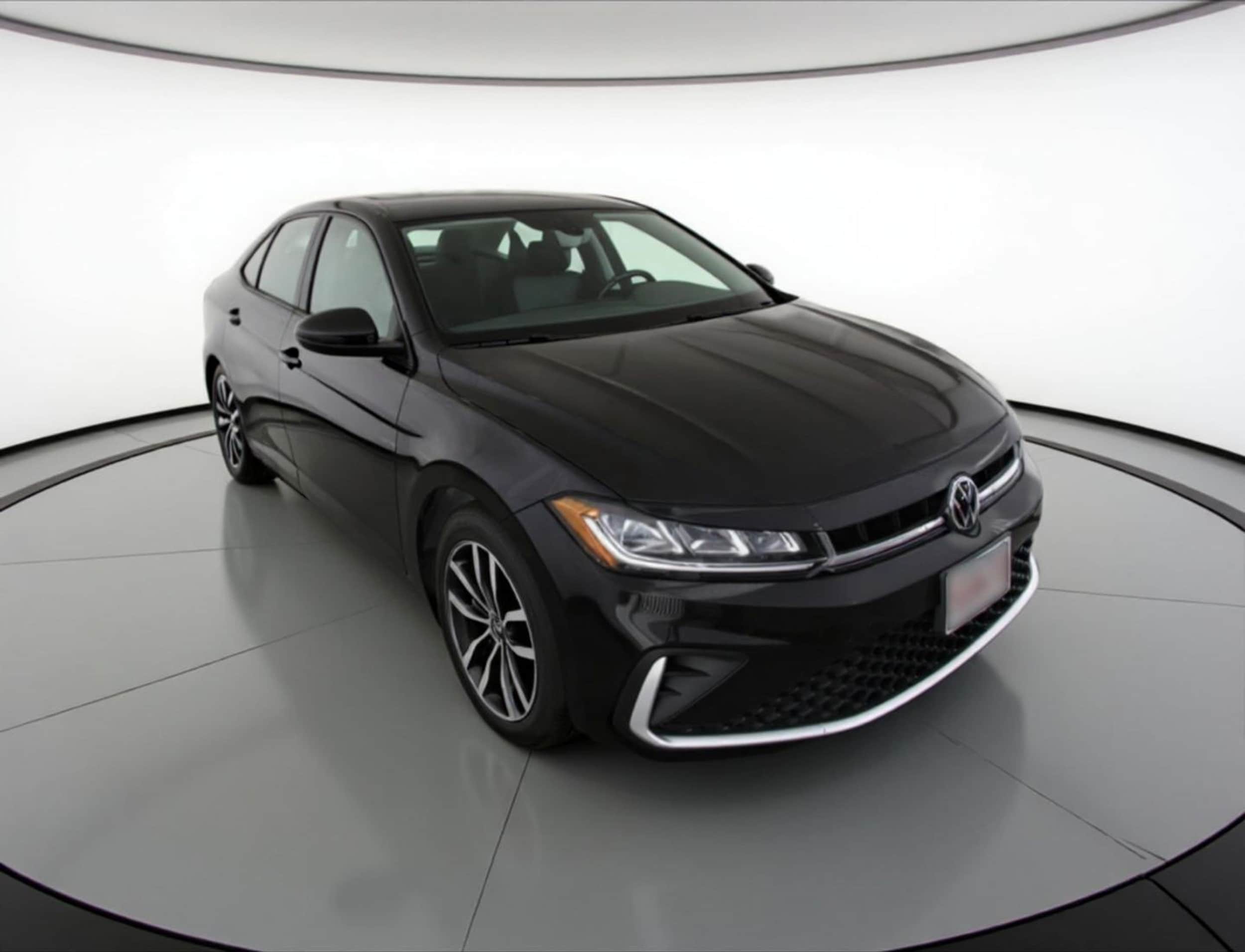 Thumbnail: 2025 Volkswagen Jetta - 1