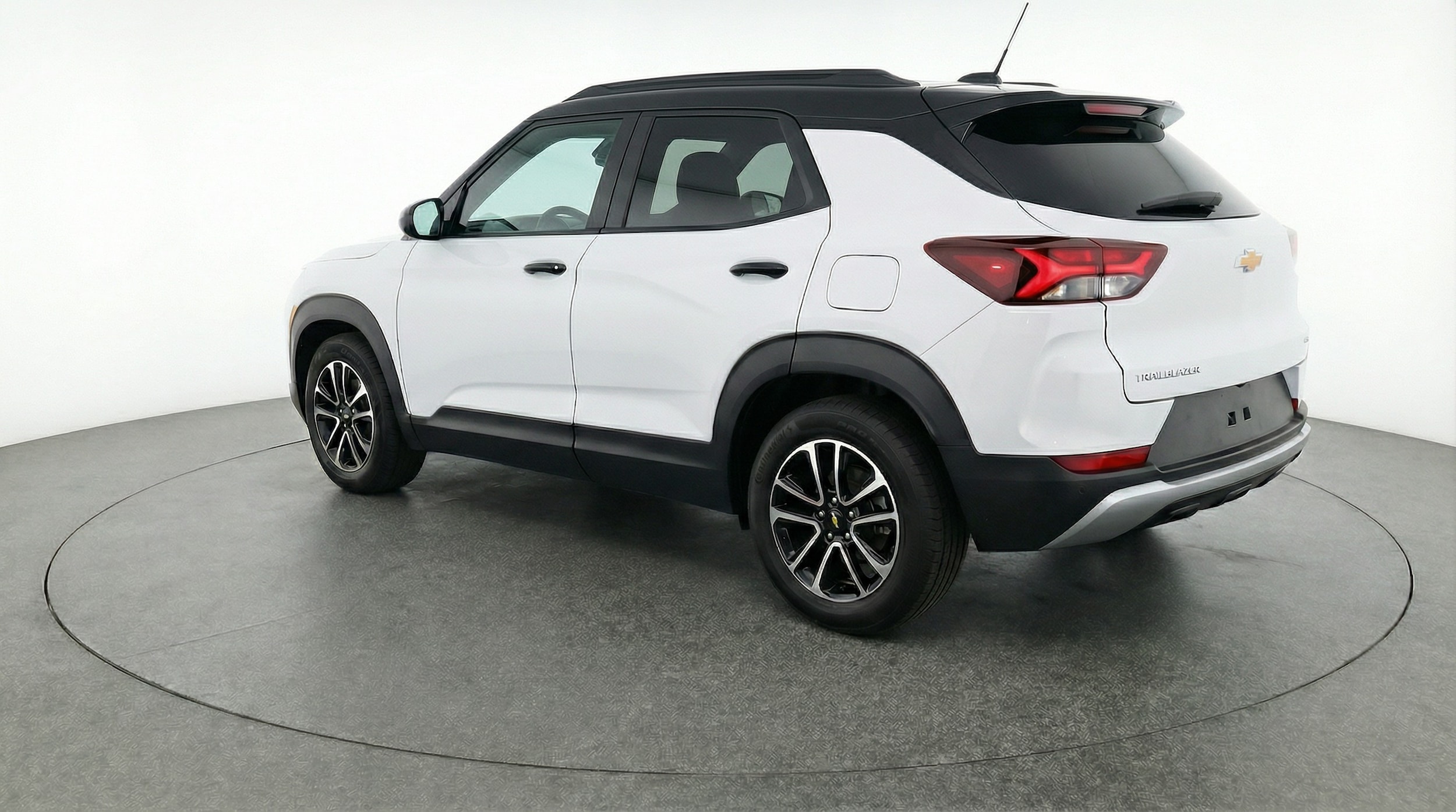 Thumbnail: 2025 Chevrolet TrailBlazer - 5