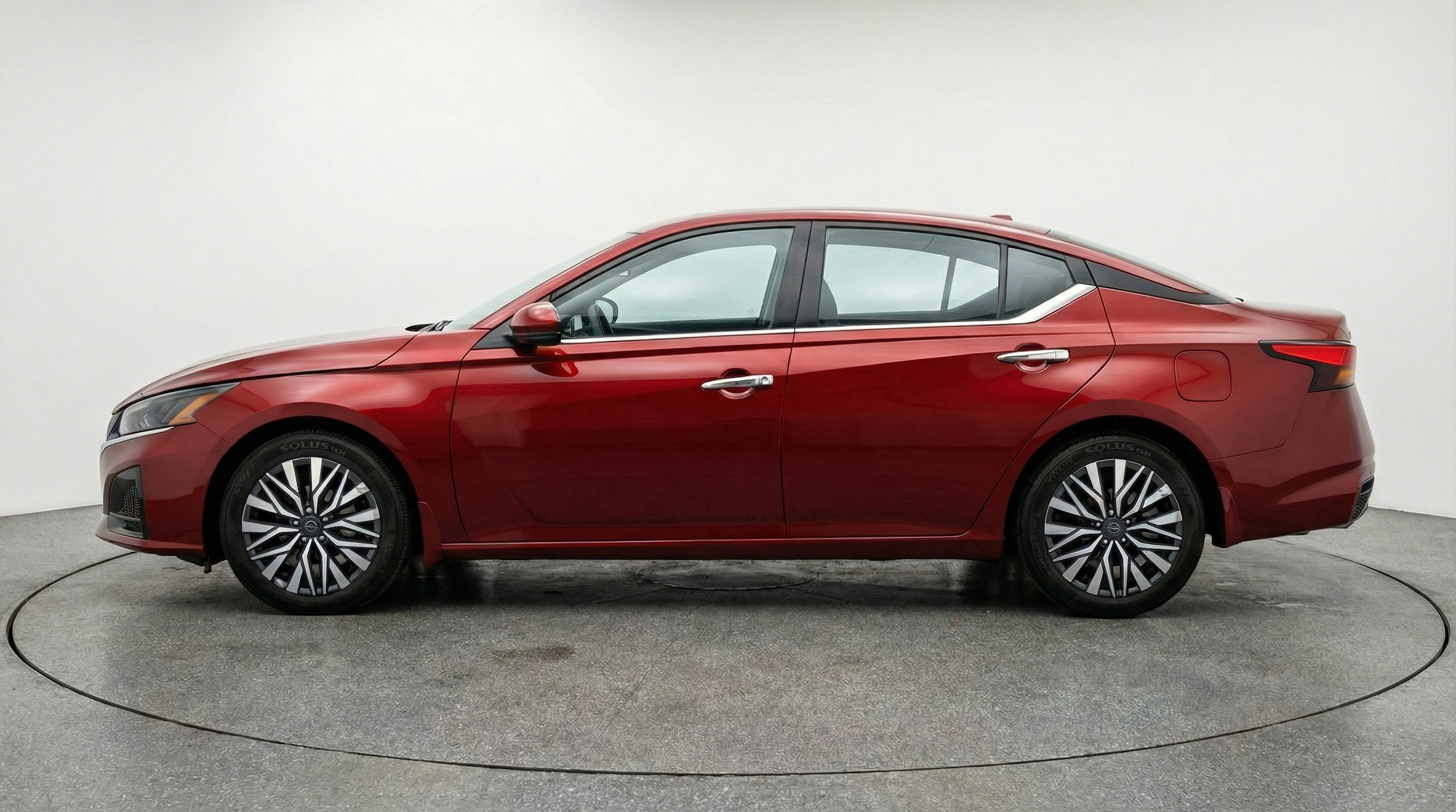 Thumbnail: 2025 Nissan Altima - 4