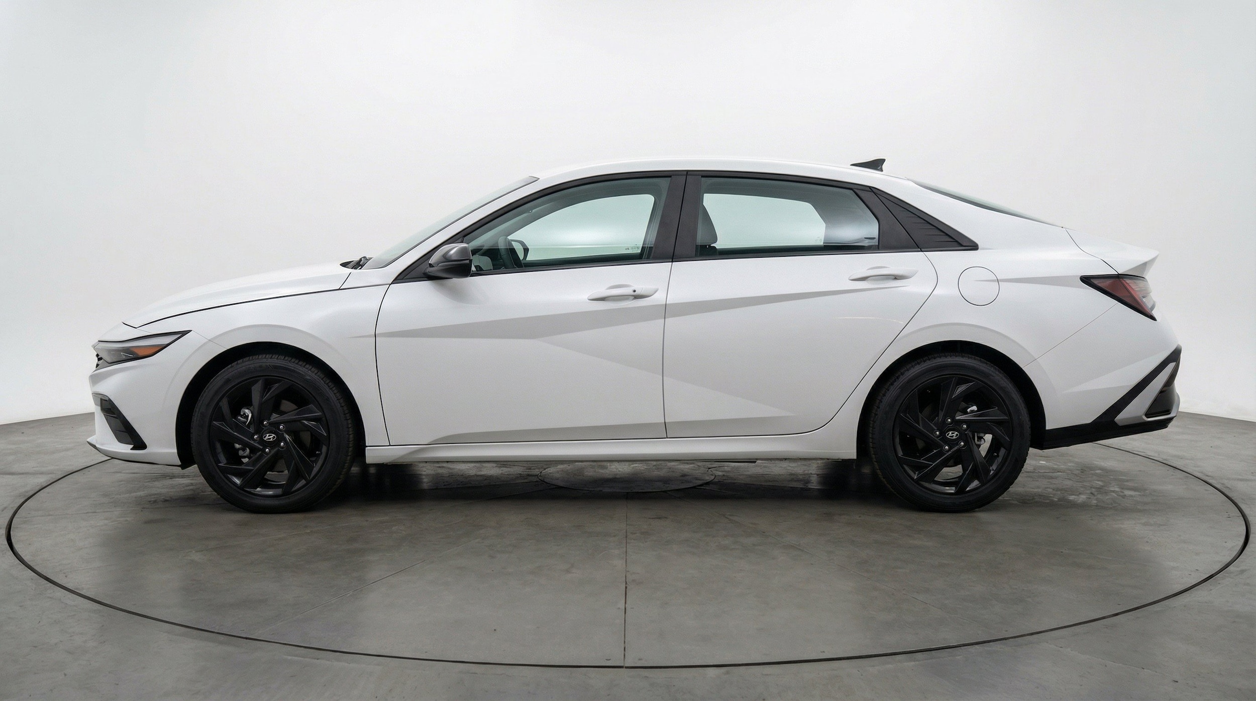 Thumbnail: 2026 Hyundai Elantra - 5
