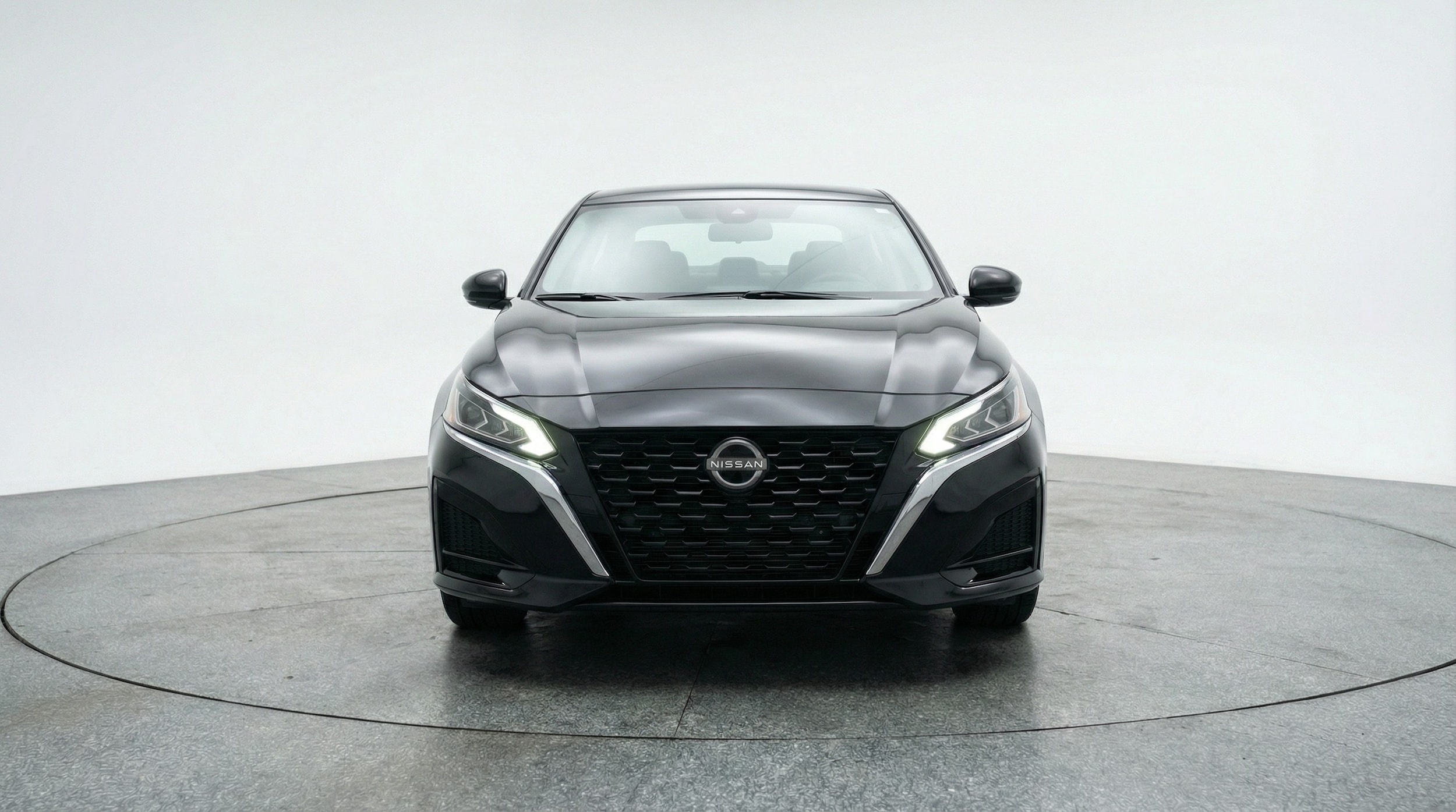 Thumbnail: 2025 Nissan Altima - 2