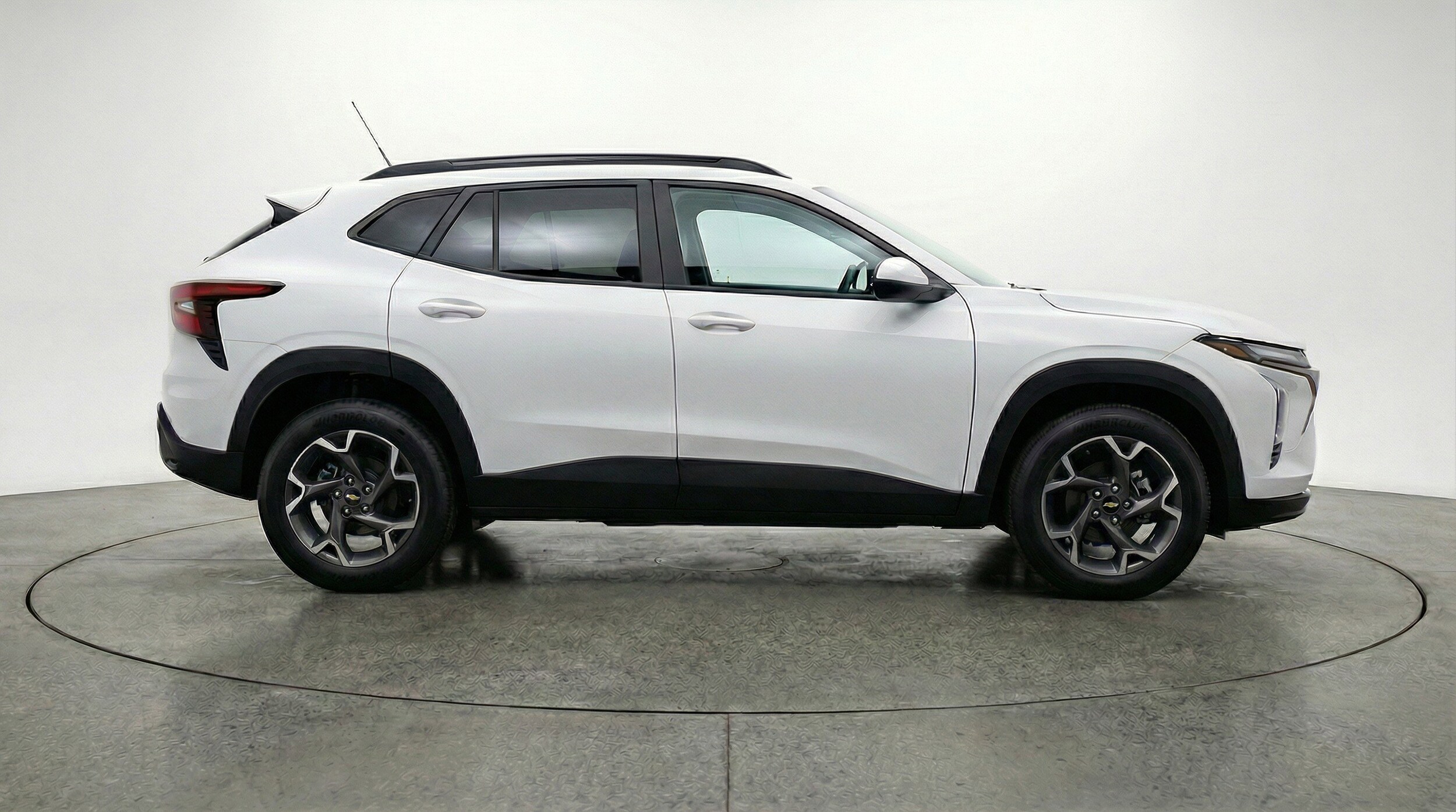 Thumbnail: 2025 Chevrolet Trax - 11