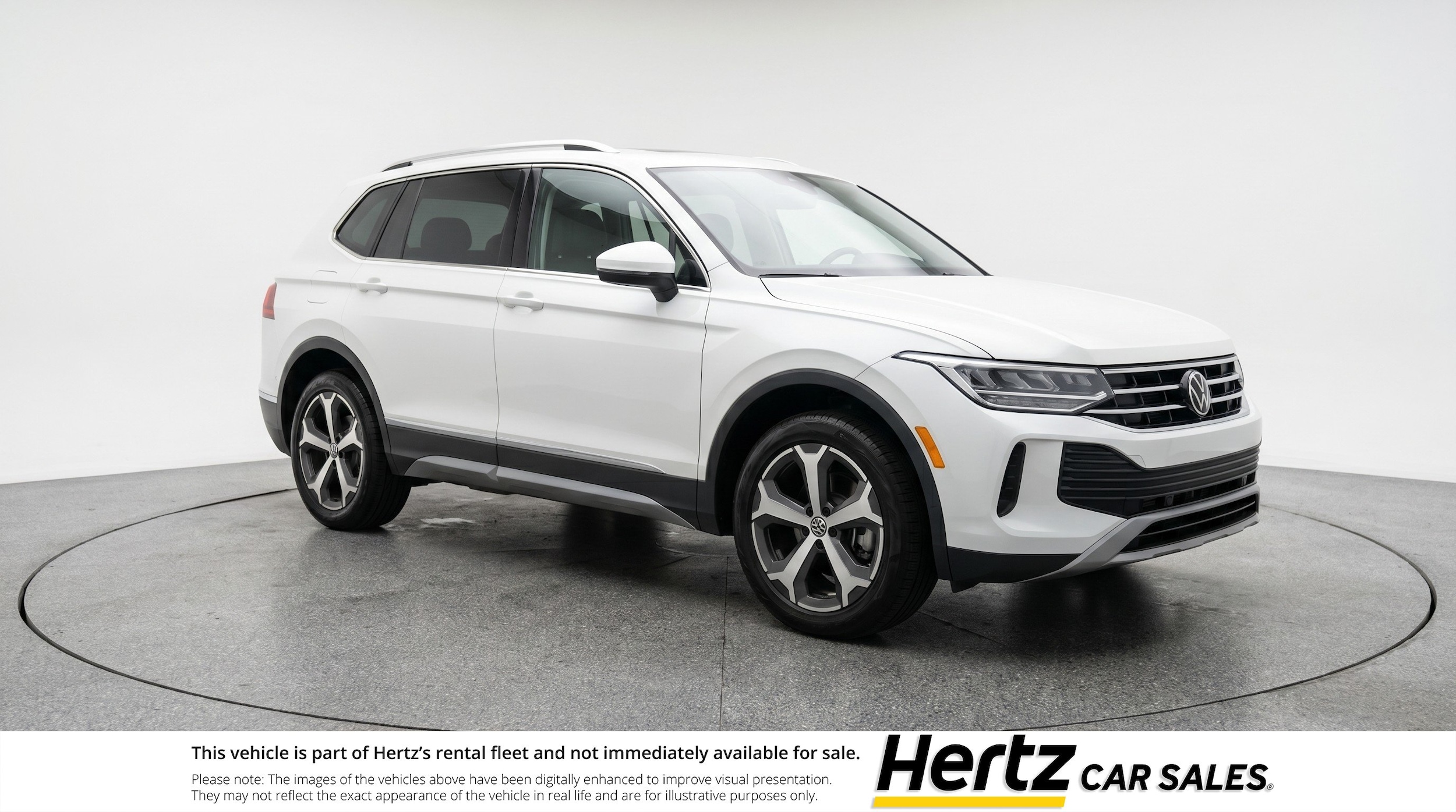 Thumbnail: 2026 Volkswagen Tiguan - 1