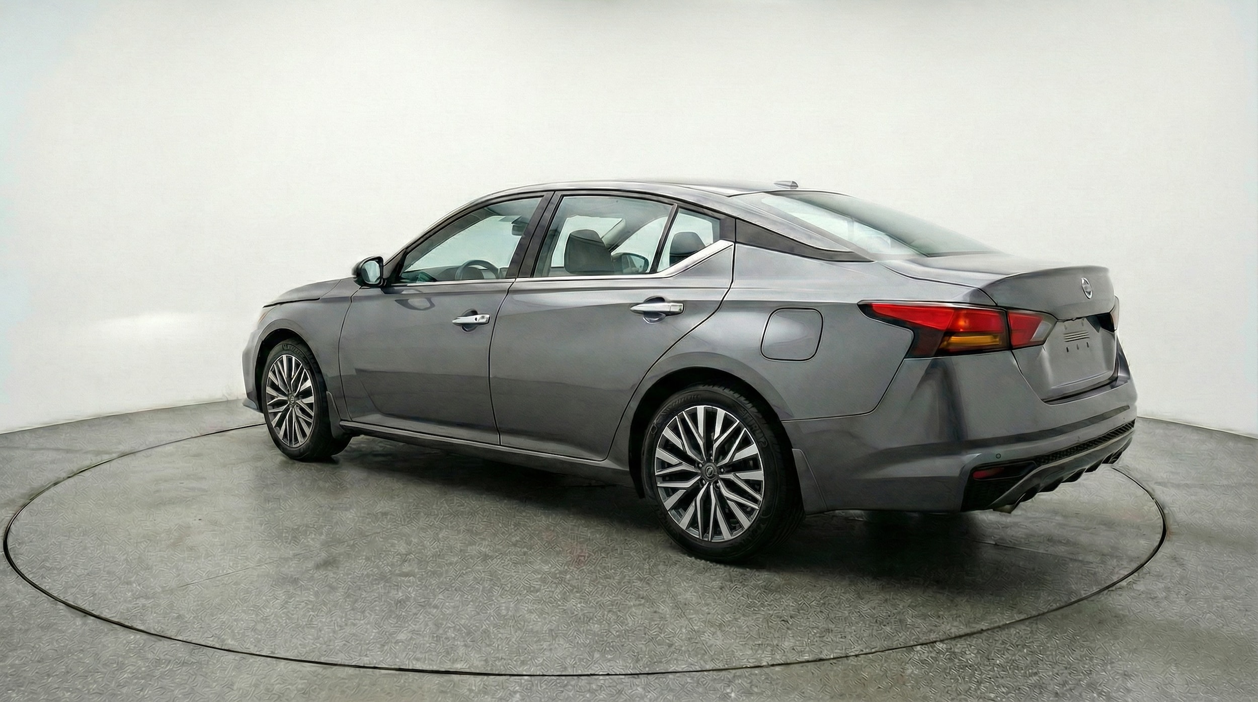 Thumbnail: 2025 Nissan Altima - 5