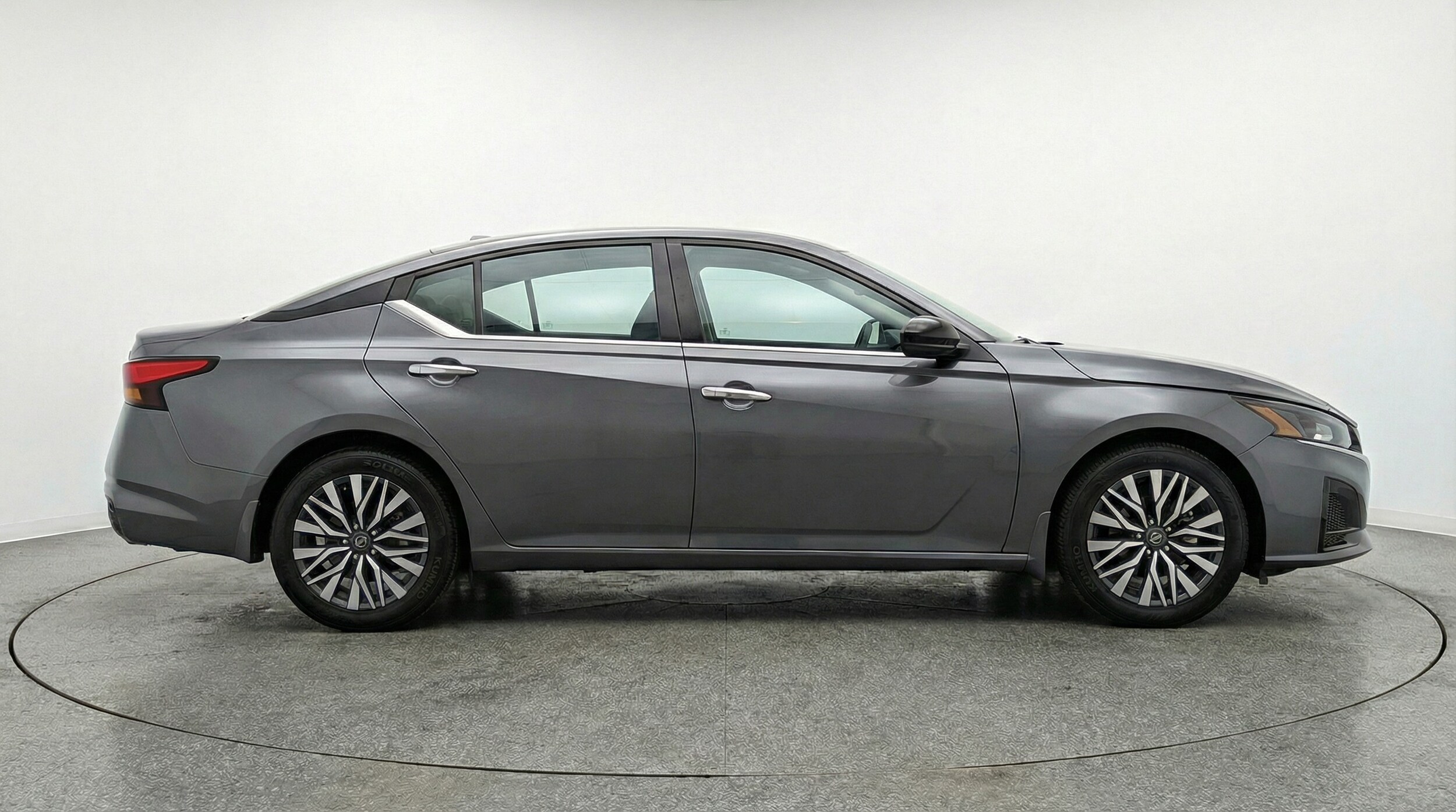 Thumbnail: 2025 Nissan Altima - 8