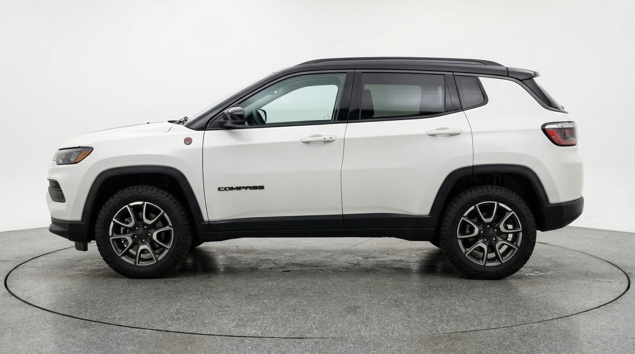 Thumbnail: 2025 Jeep Compass - 4
