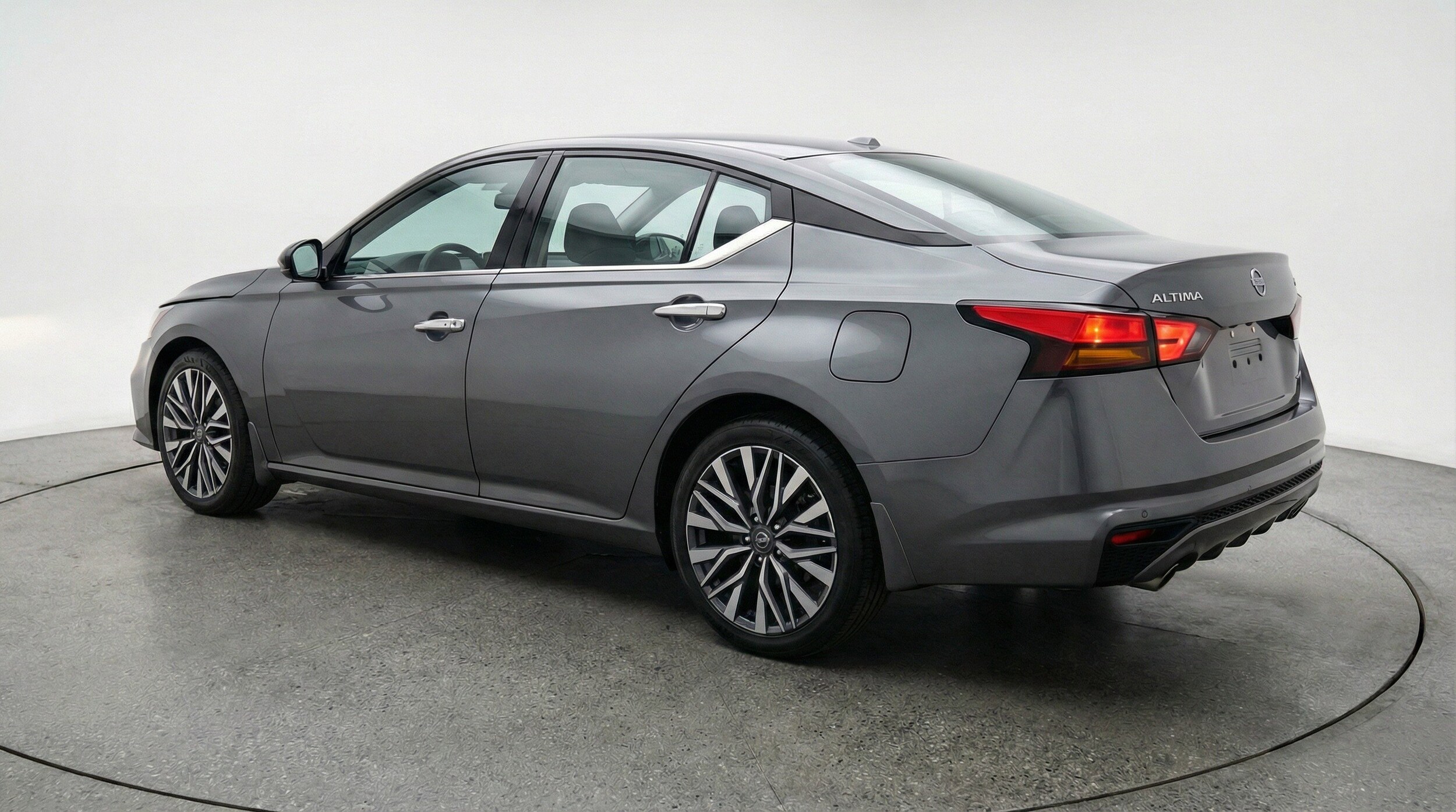 Thumbnail: 2025 Nissan Altima - 6