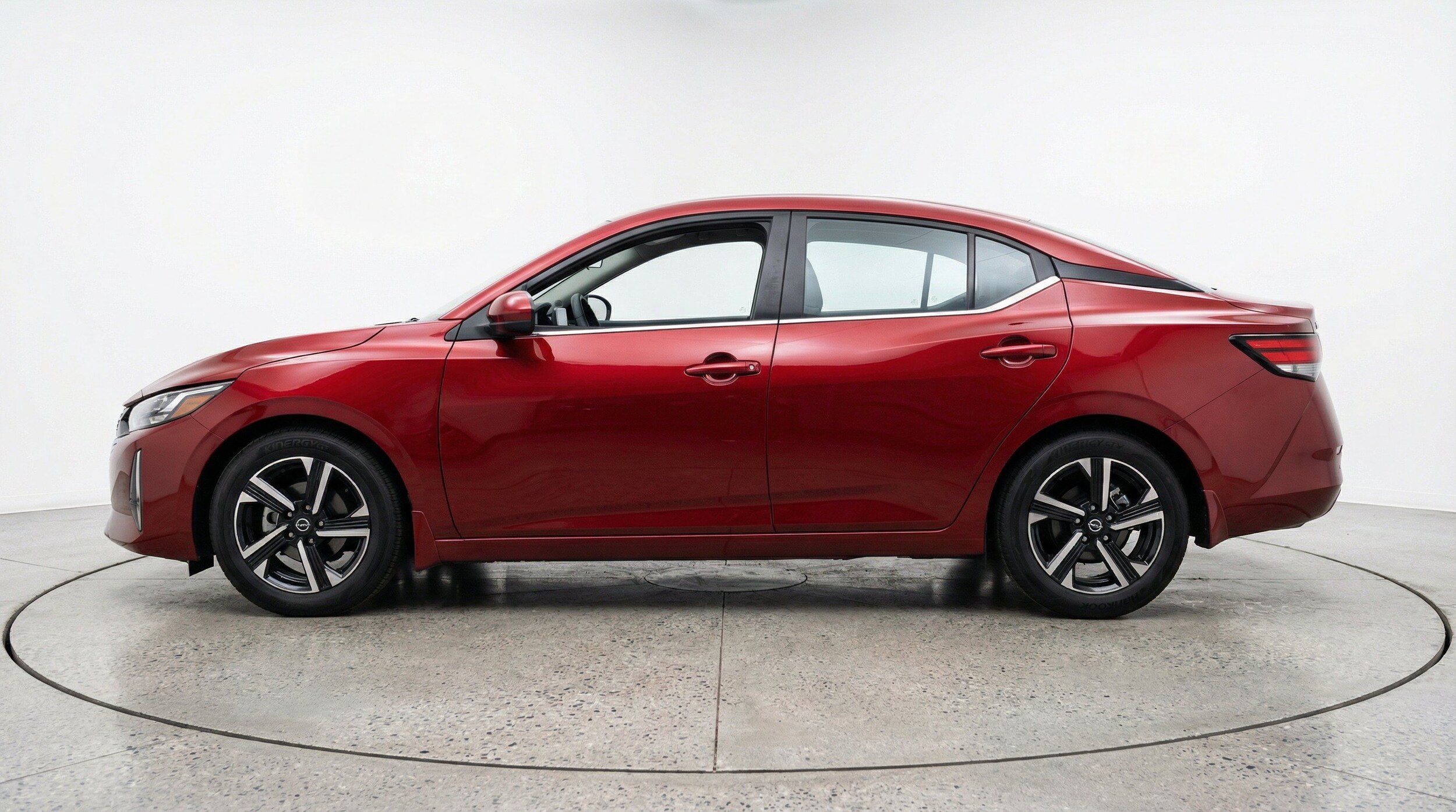Thumbnail: 2025 Nissan Sentra - 5